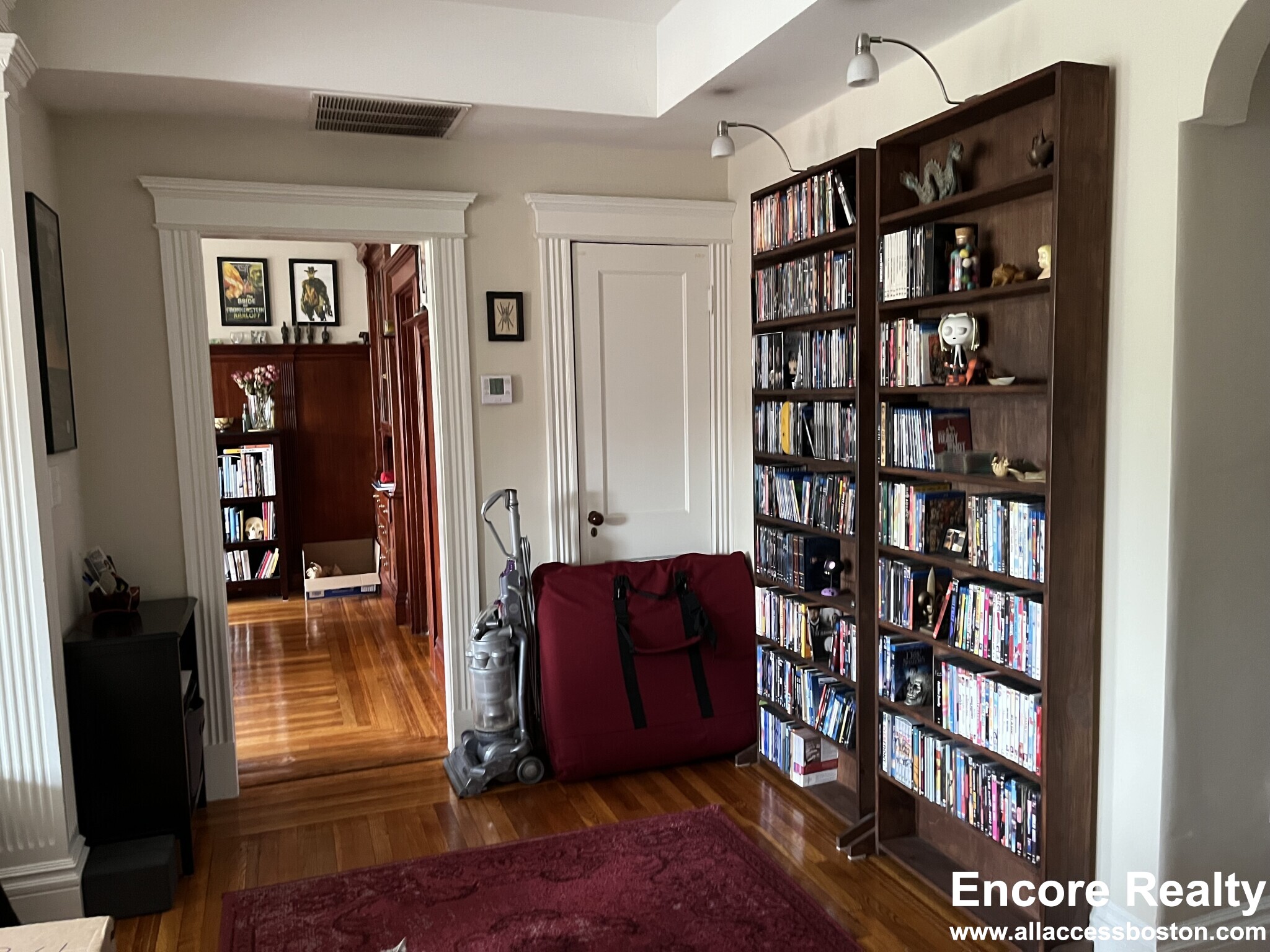 181 Harvard St, Coolidge Corner