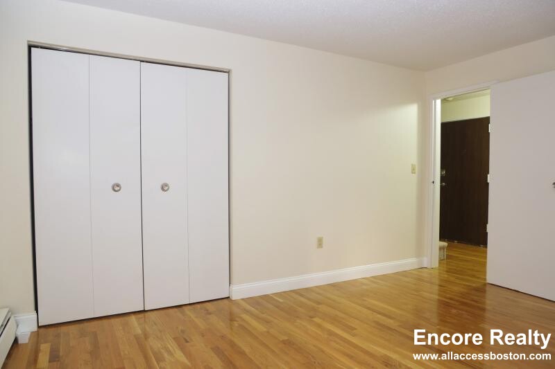 109 111 Tremont St, Brighton