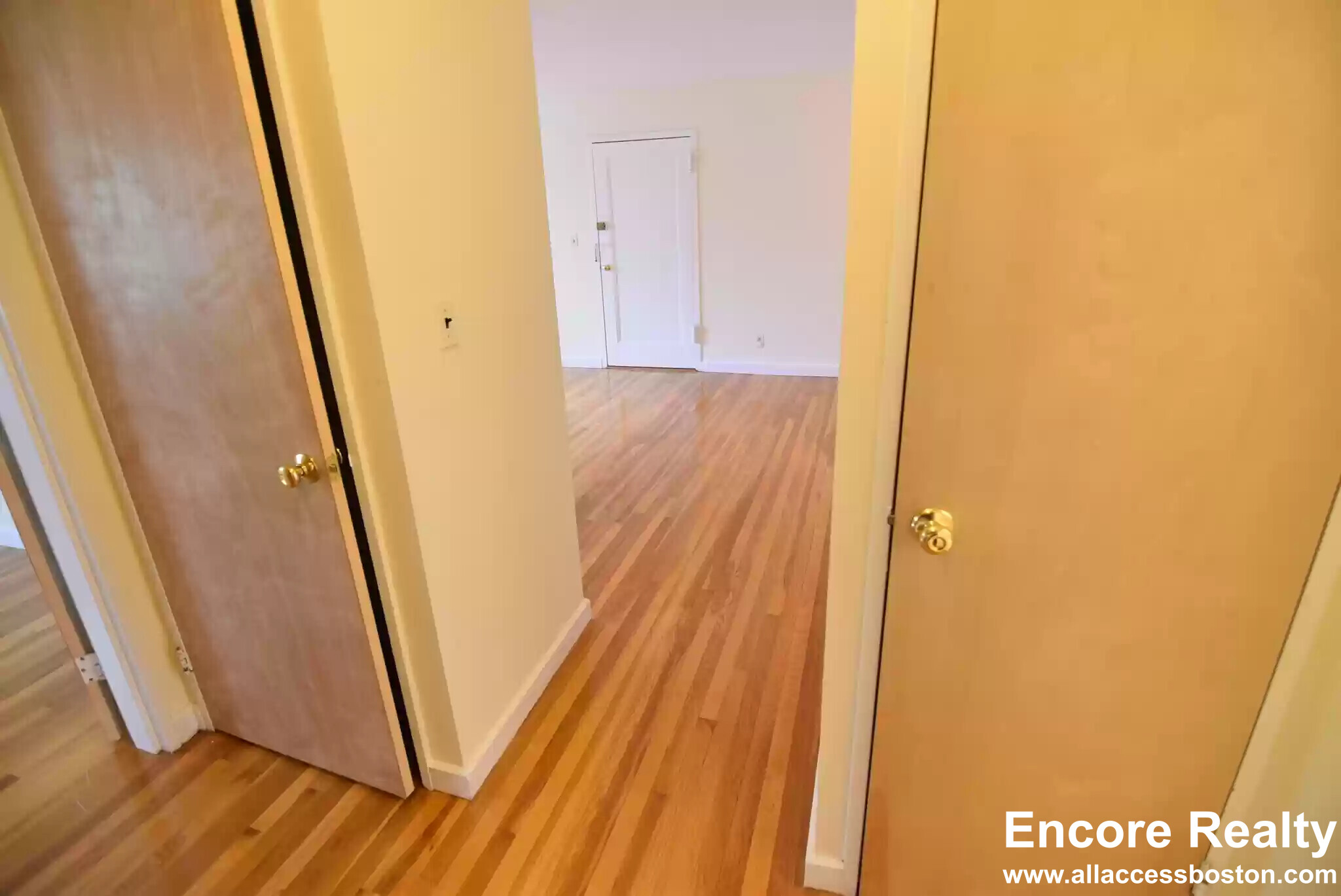 59 Parkman St, Coolidge Corner