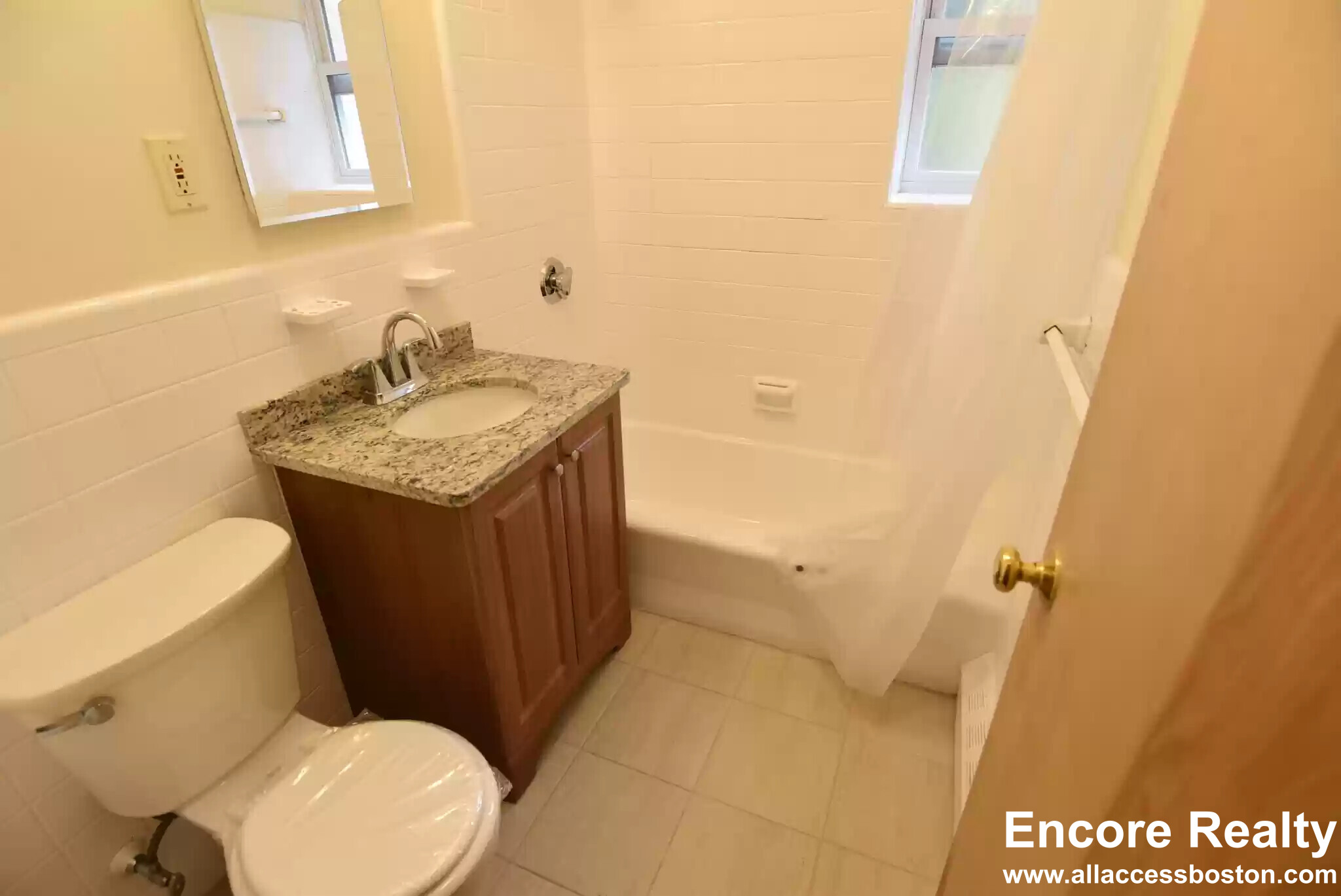 59 Parkman St, Coolidge Corner