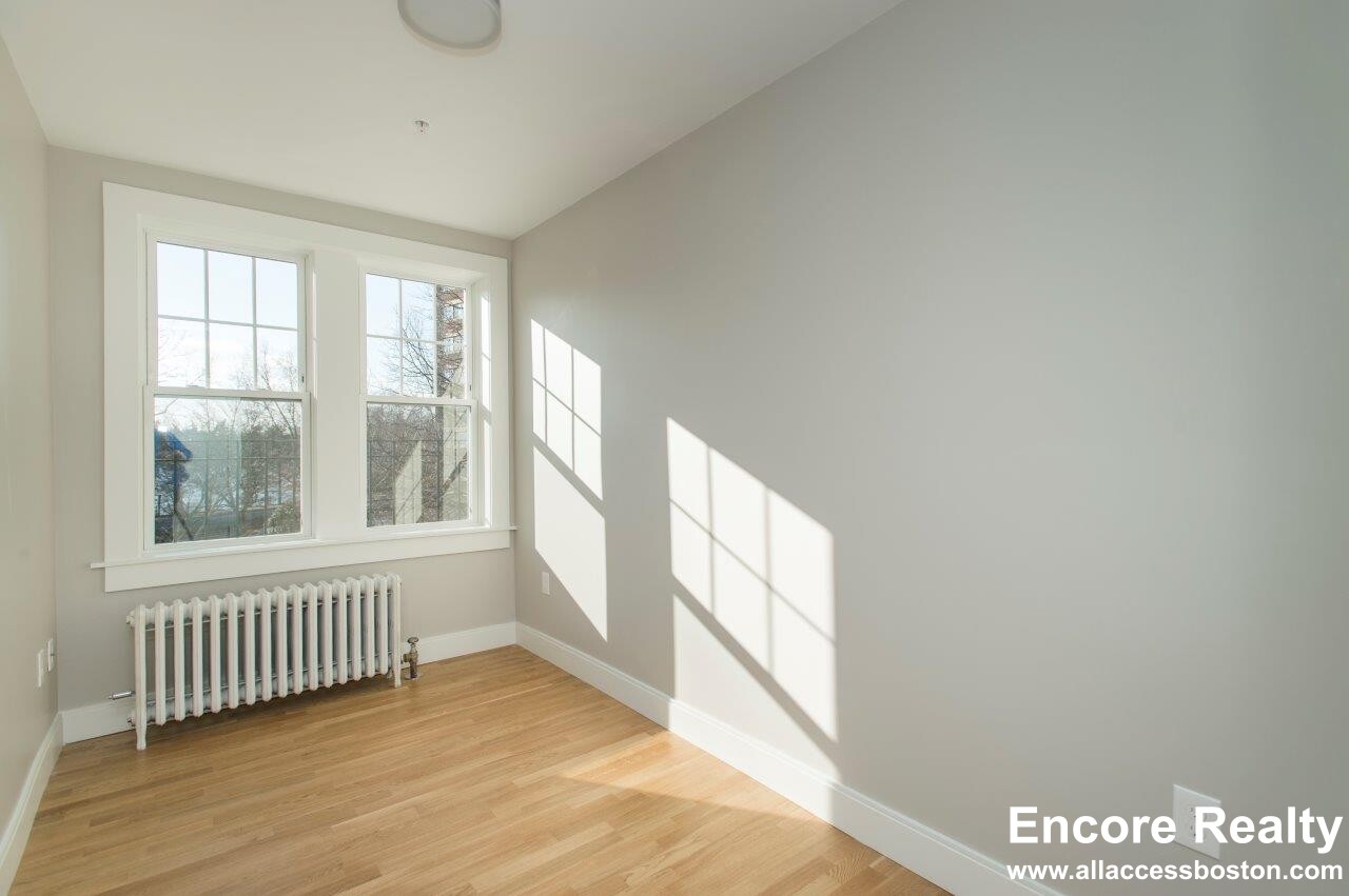 287 Chestnut Hill Ave, Brighton