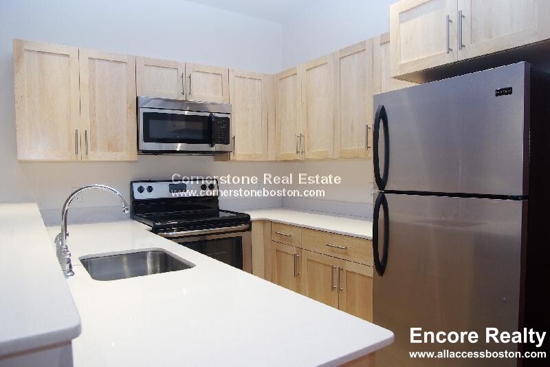 407 Washington St, Dorchester