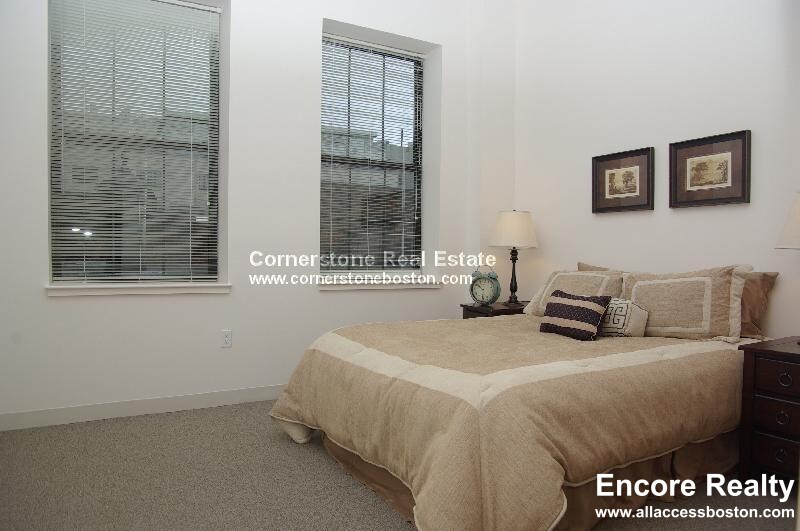 407 Washington St, Dorchester