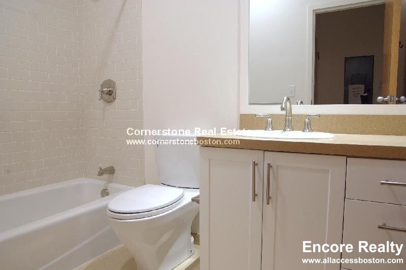 407 Washington St, Dorchester