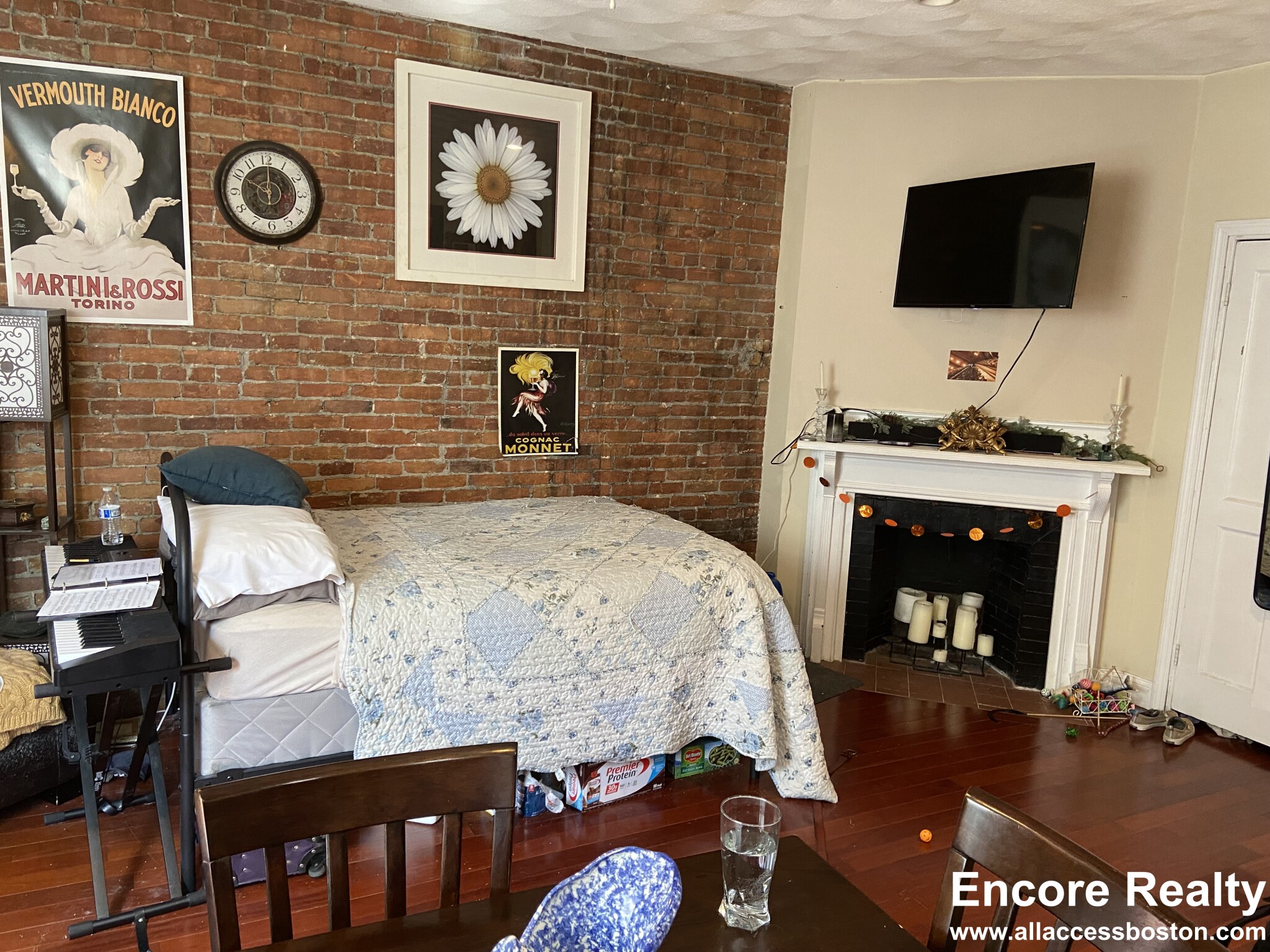 250 Newbury St, Back Bay