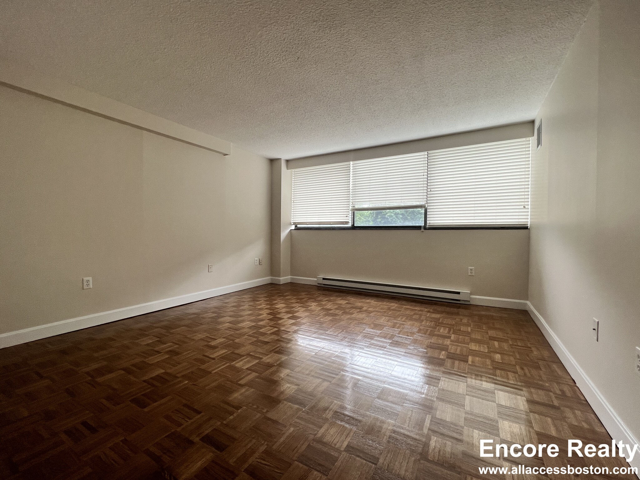 1501 Beacon St, Coolidge Corner