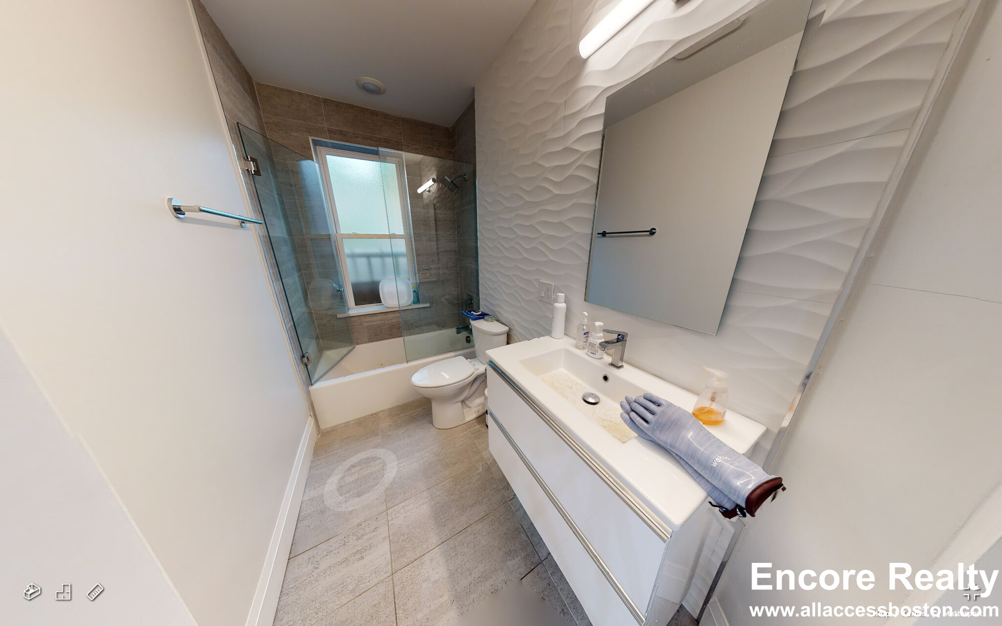 7 Strathmore, Brighton