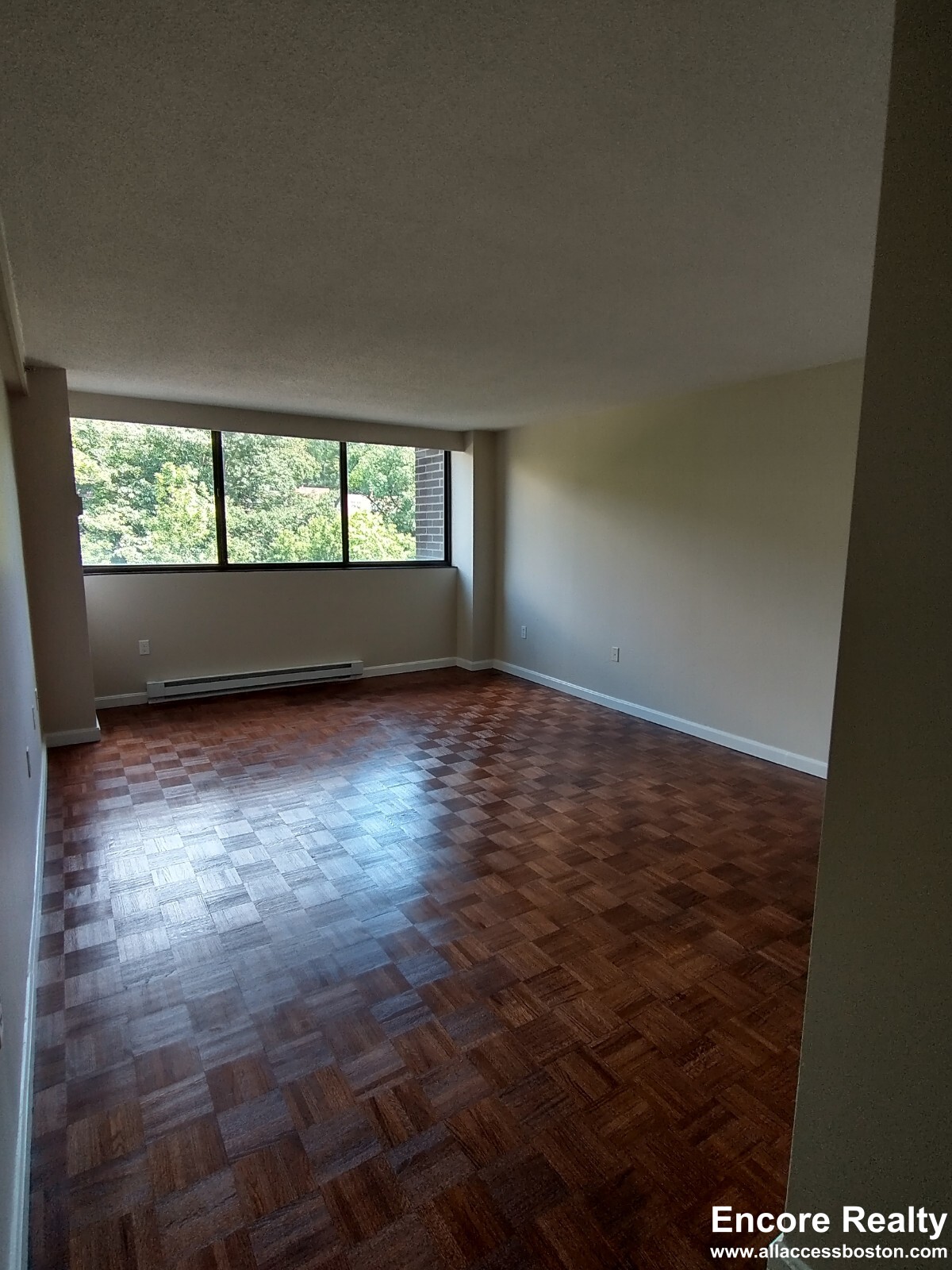 1501 Beacon St, Coolidge Corner