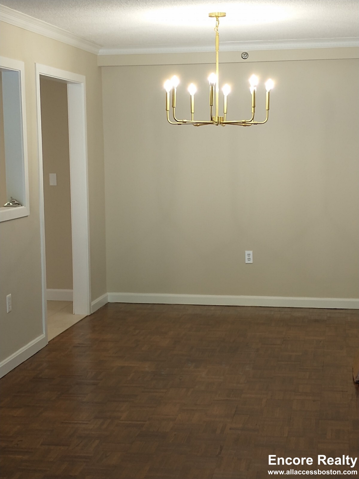 1501 Beacon St, Coolidge Corner