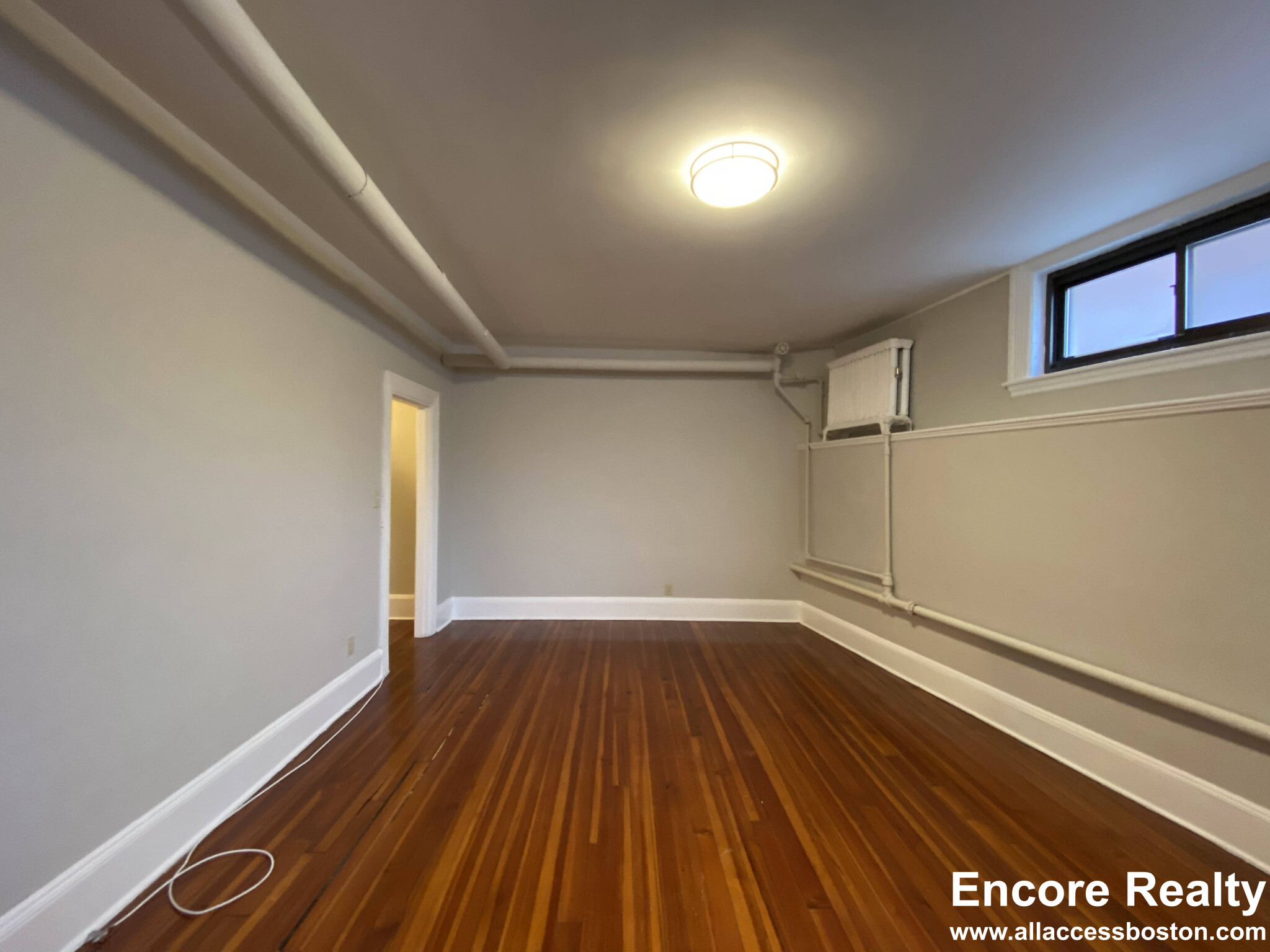 9 Sewall Ave, Coolidge Corner