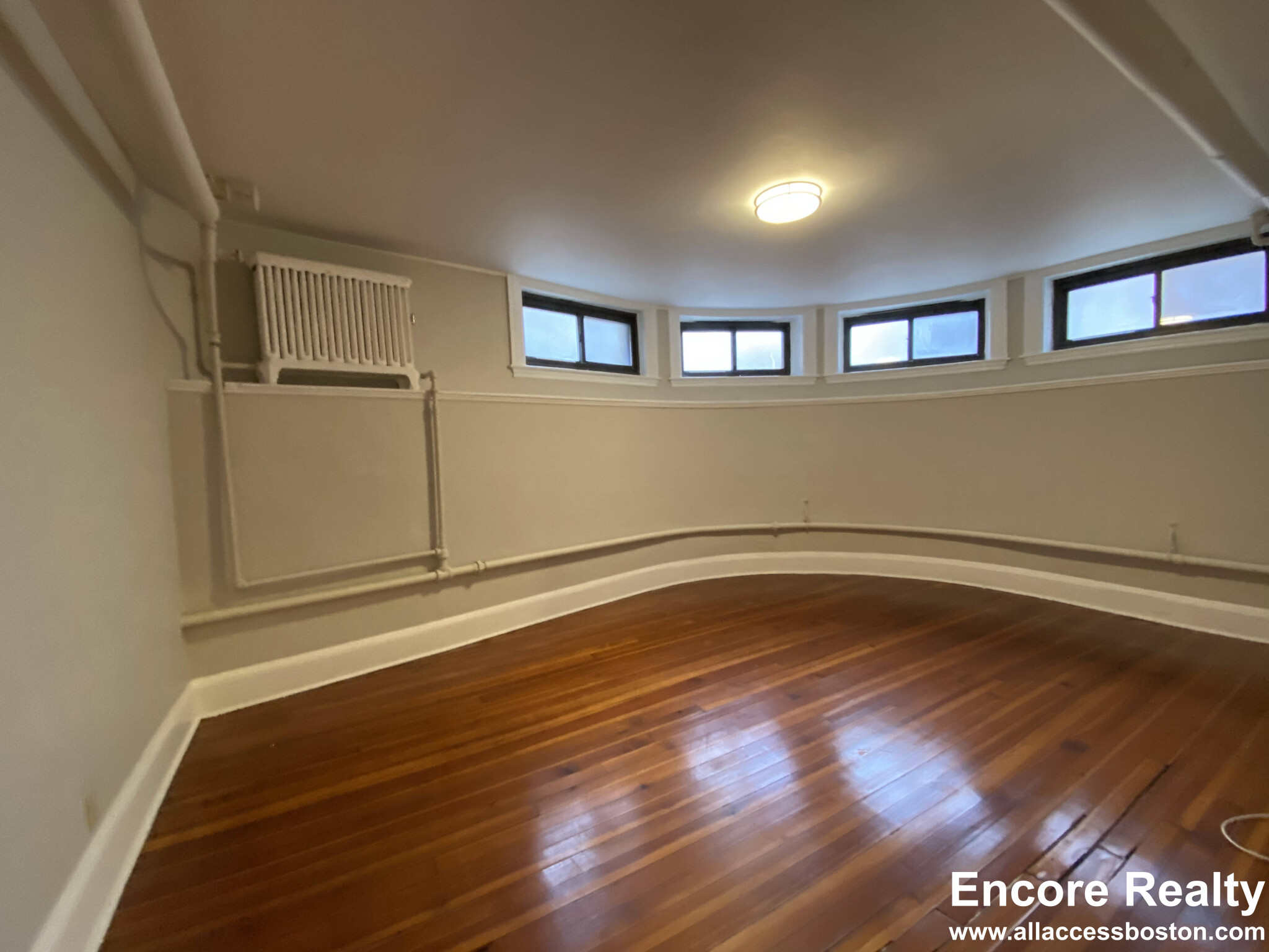 9 Sewall Ave, Coolidge Corner