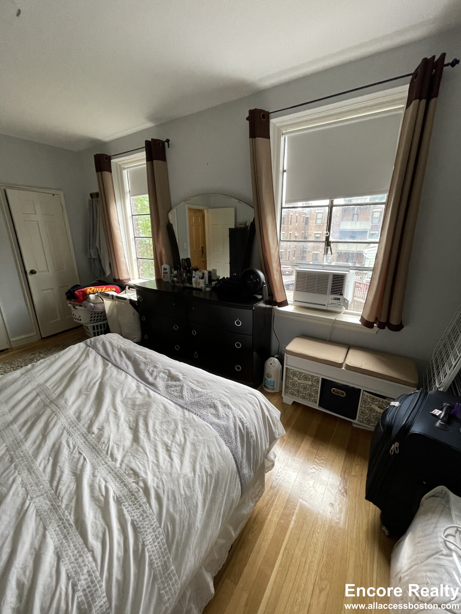 91 Longwood Ave, Coolidge Corner