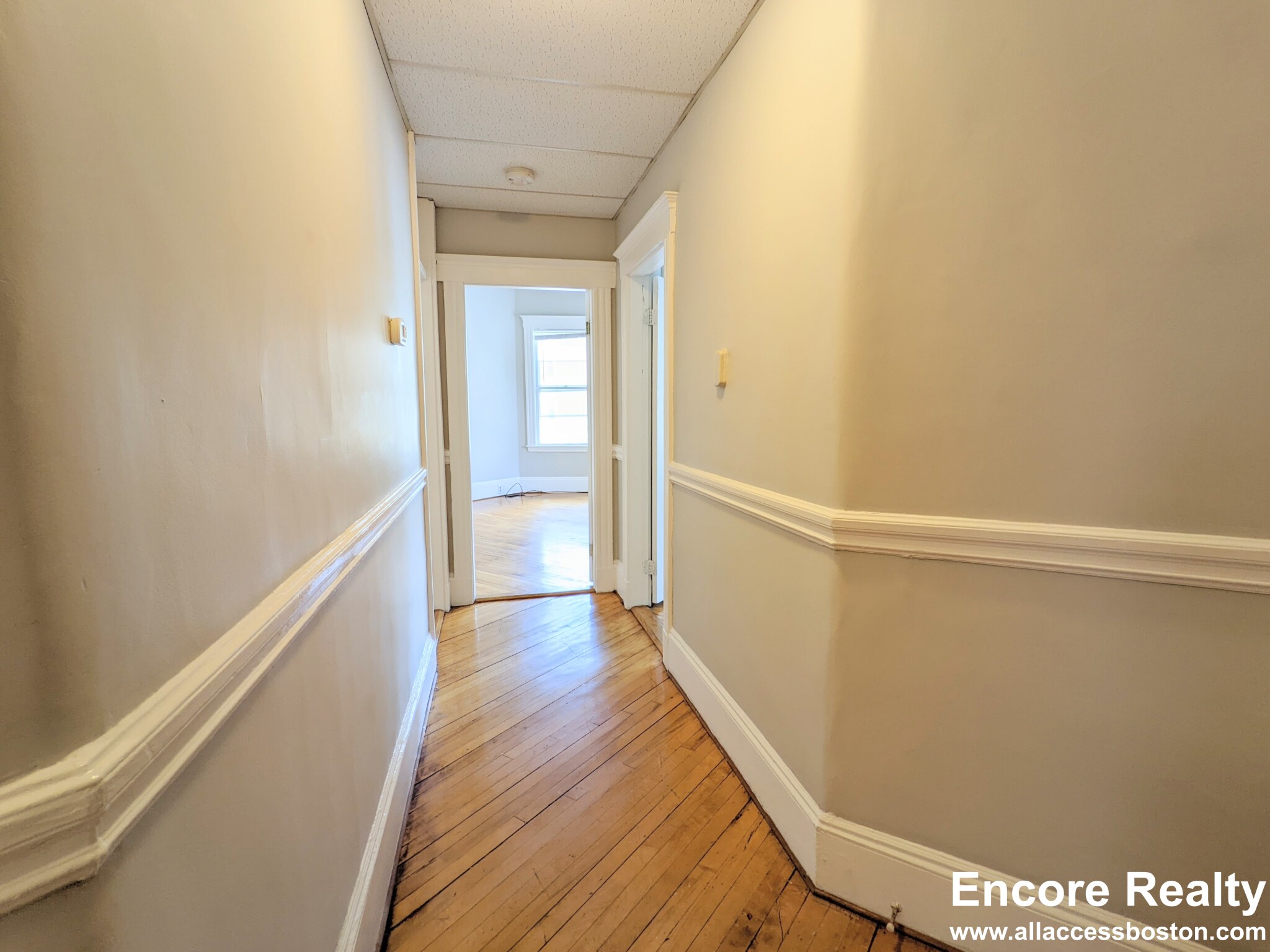 12 Pleasant St, Central Square