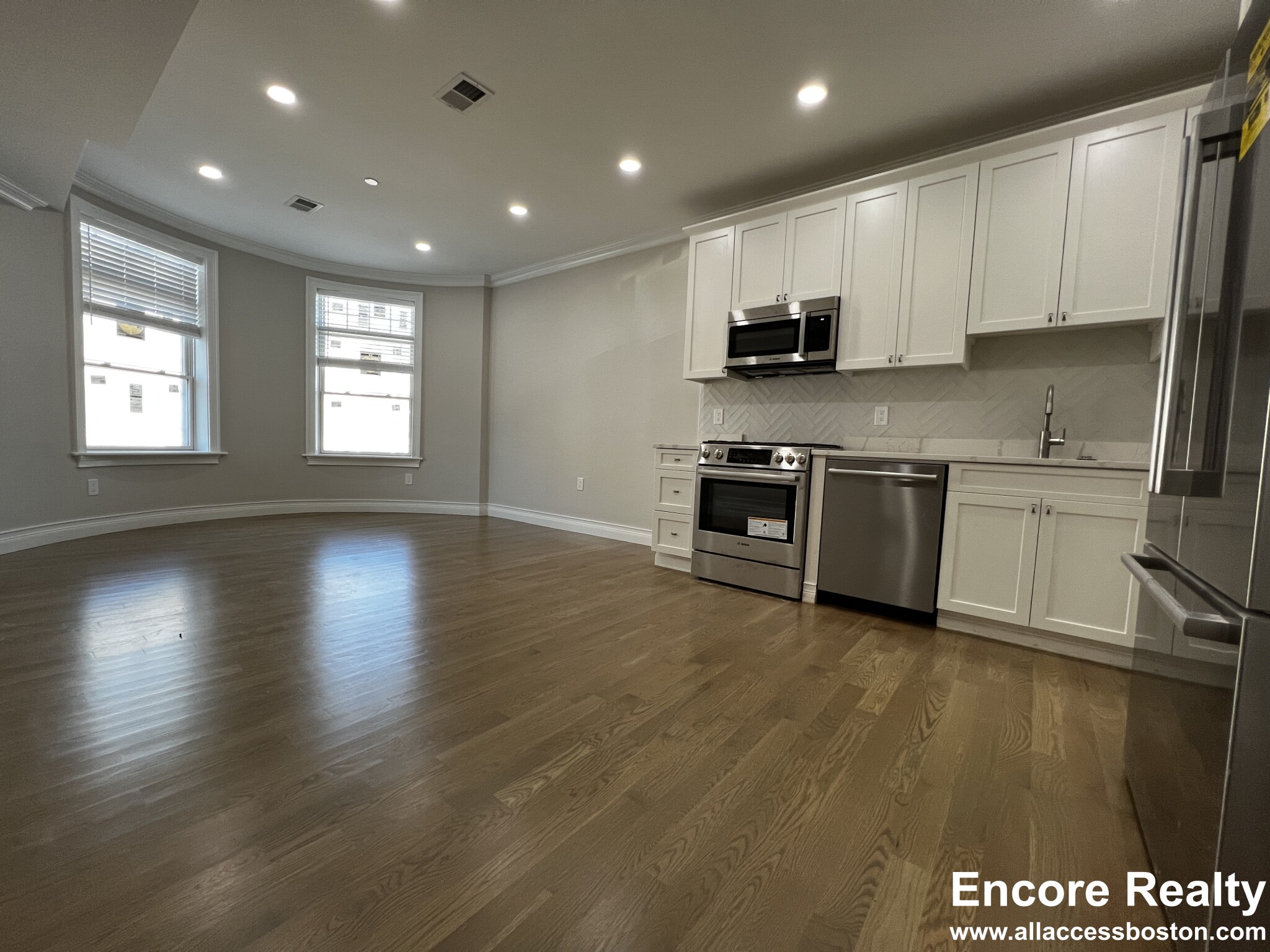 14 Mount Hood Rd, Brighton