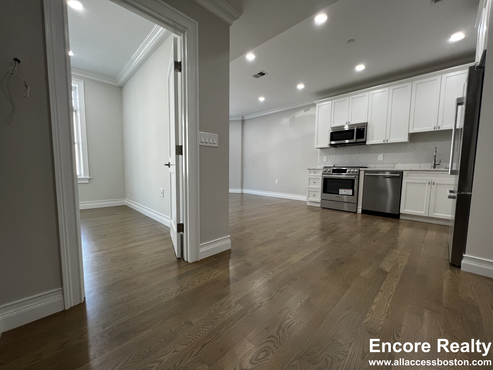 14 Mount Hood Rd, Brighton