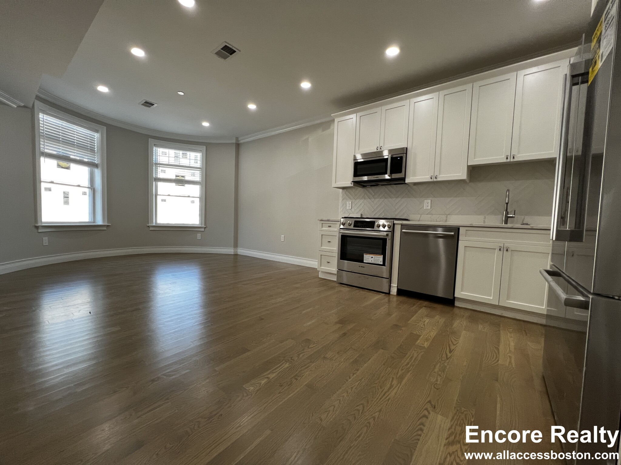 14 Mount Hood Rd, Brighton