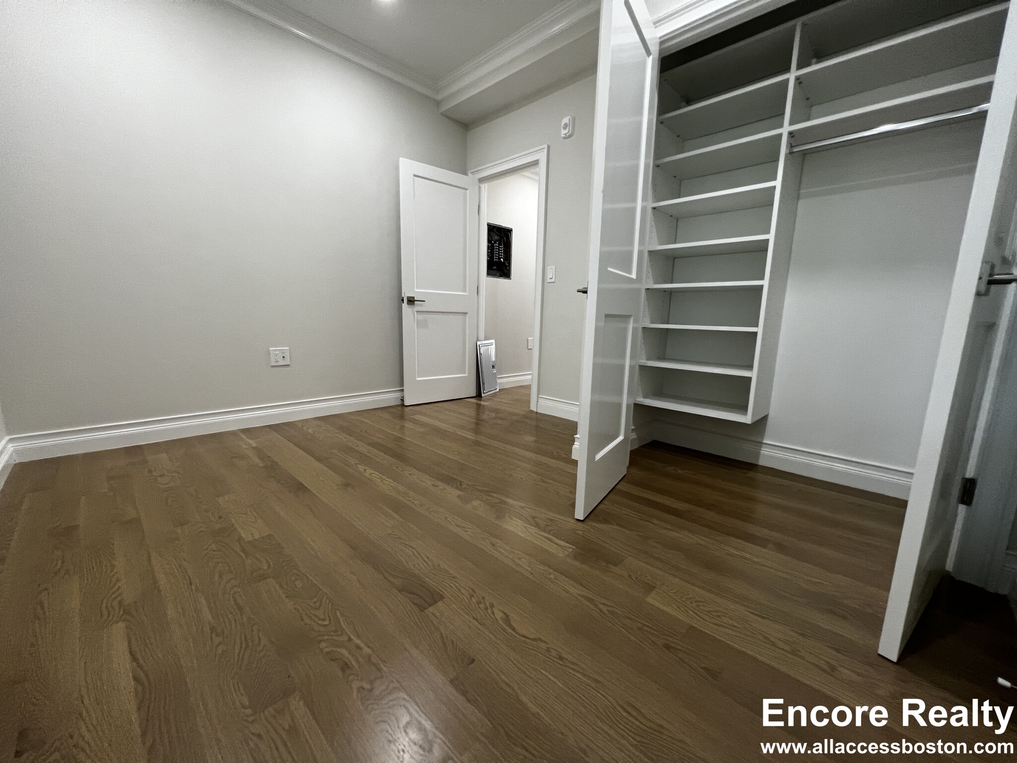 14 Mount Hood Rd, Brighton