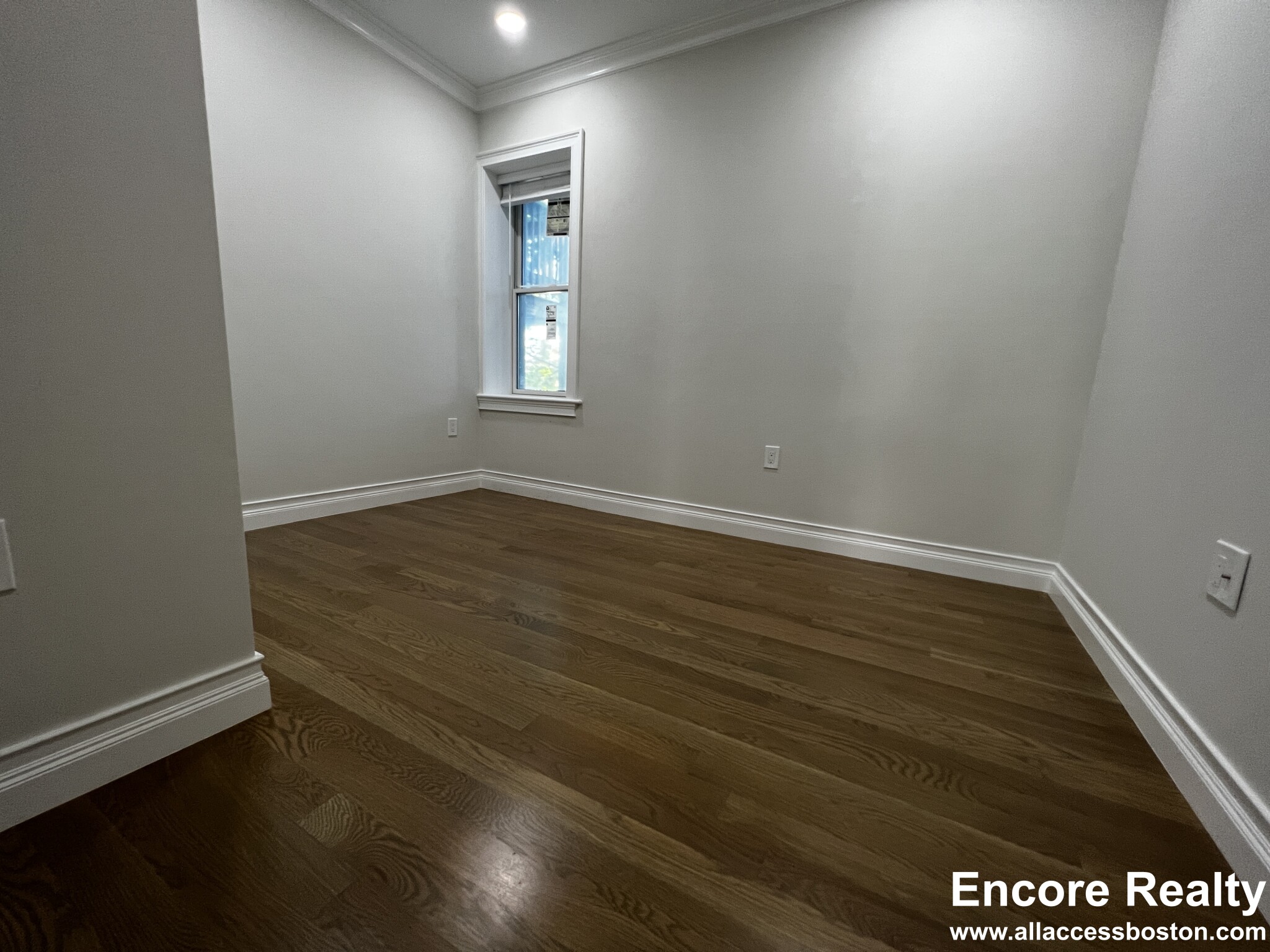 14 Mount Hood Rd, Brighton