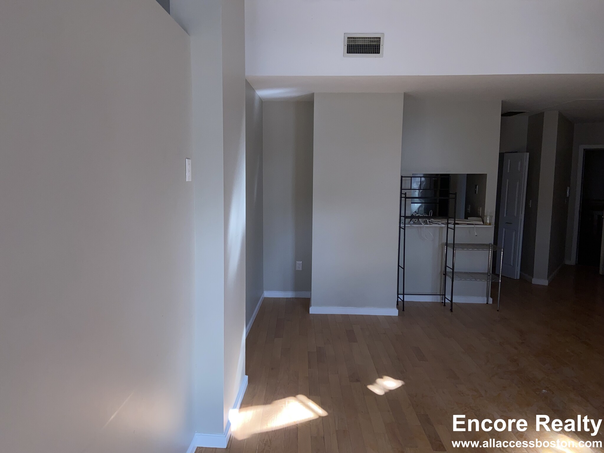 17 Bow St, Union Square