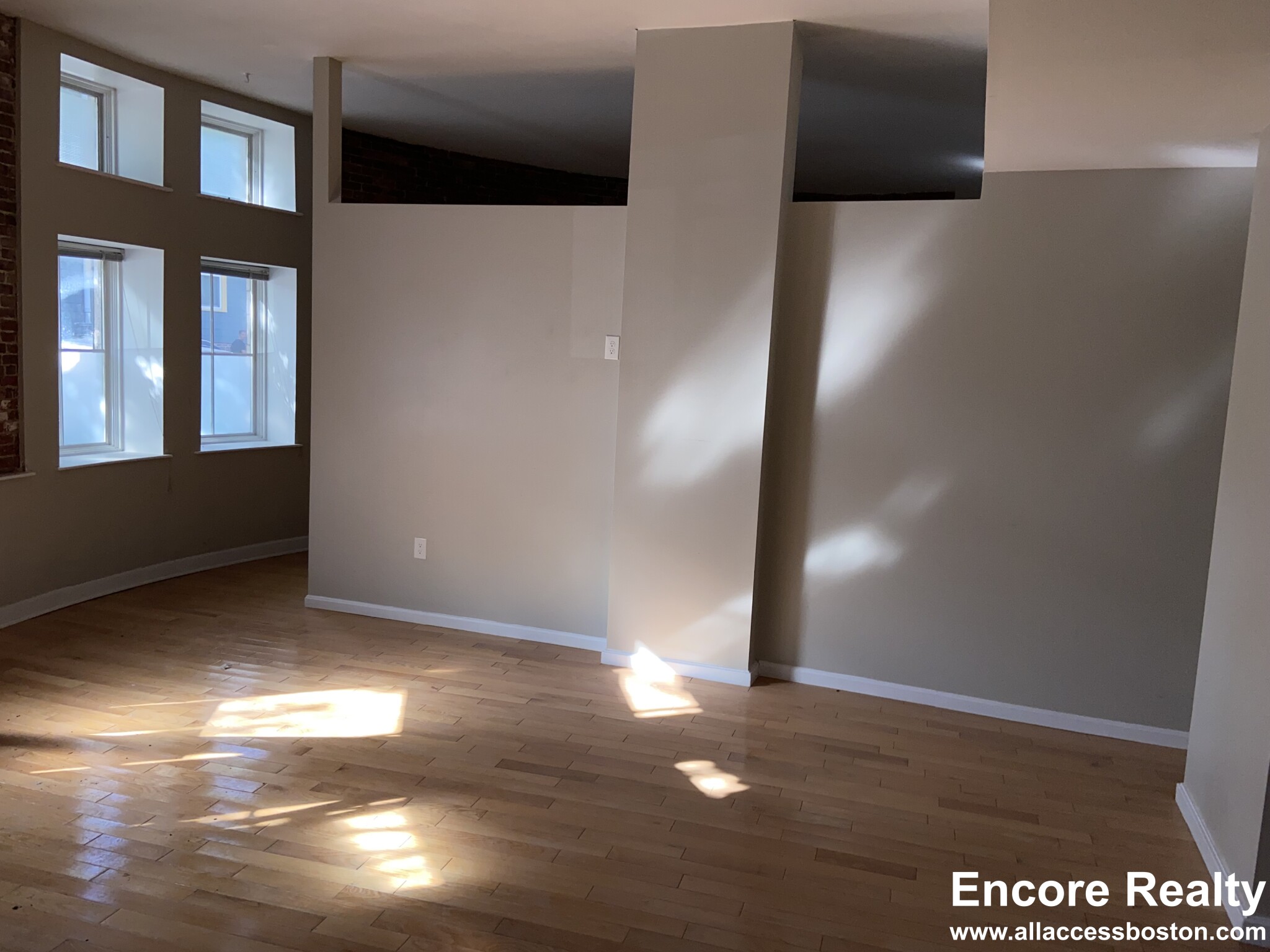 17 Bow St, Union Square