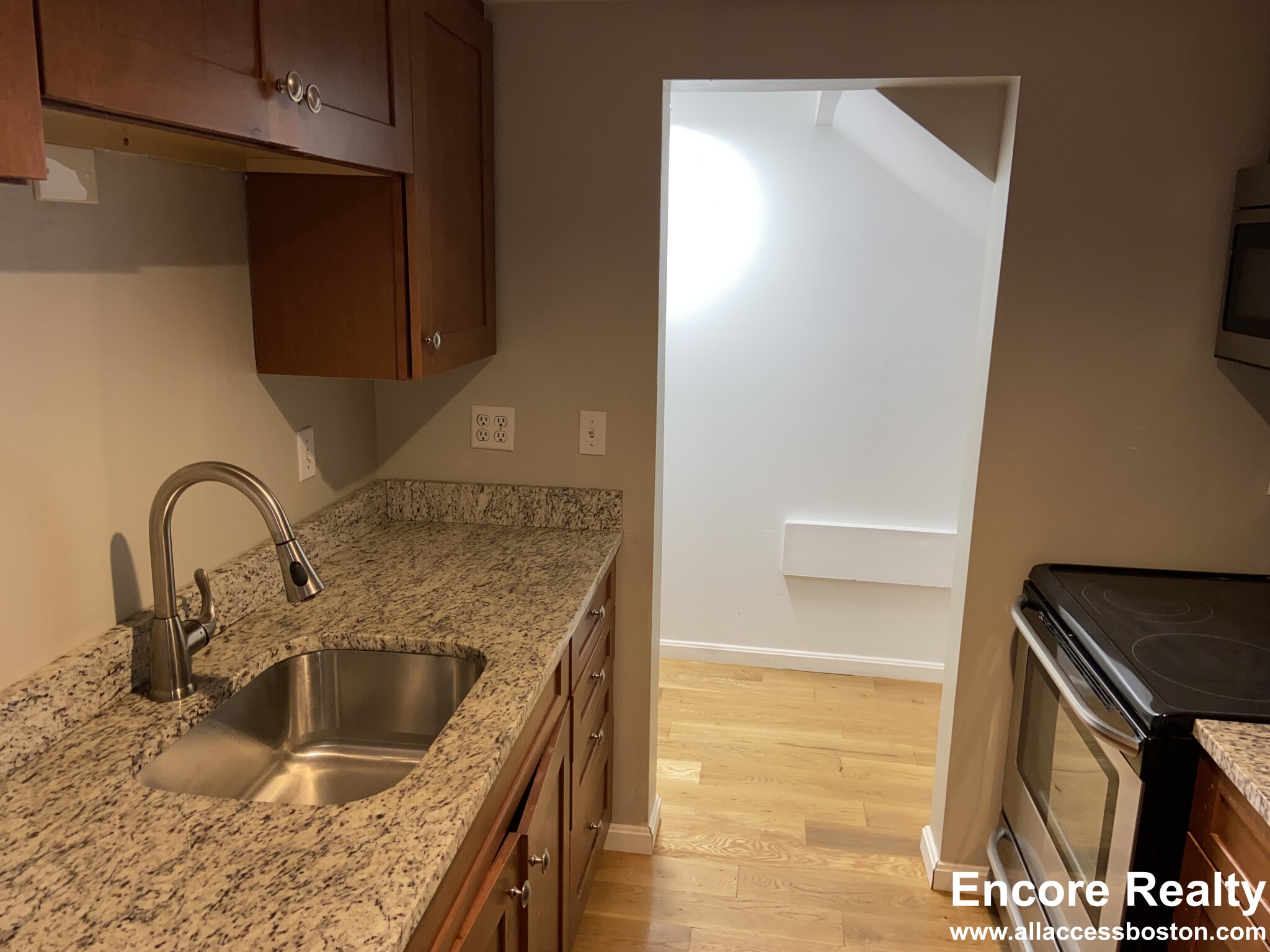 17 Bow St, Union Square