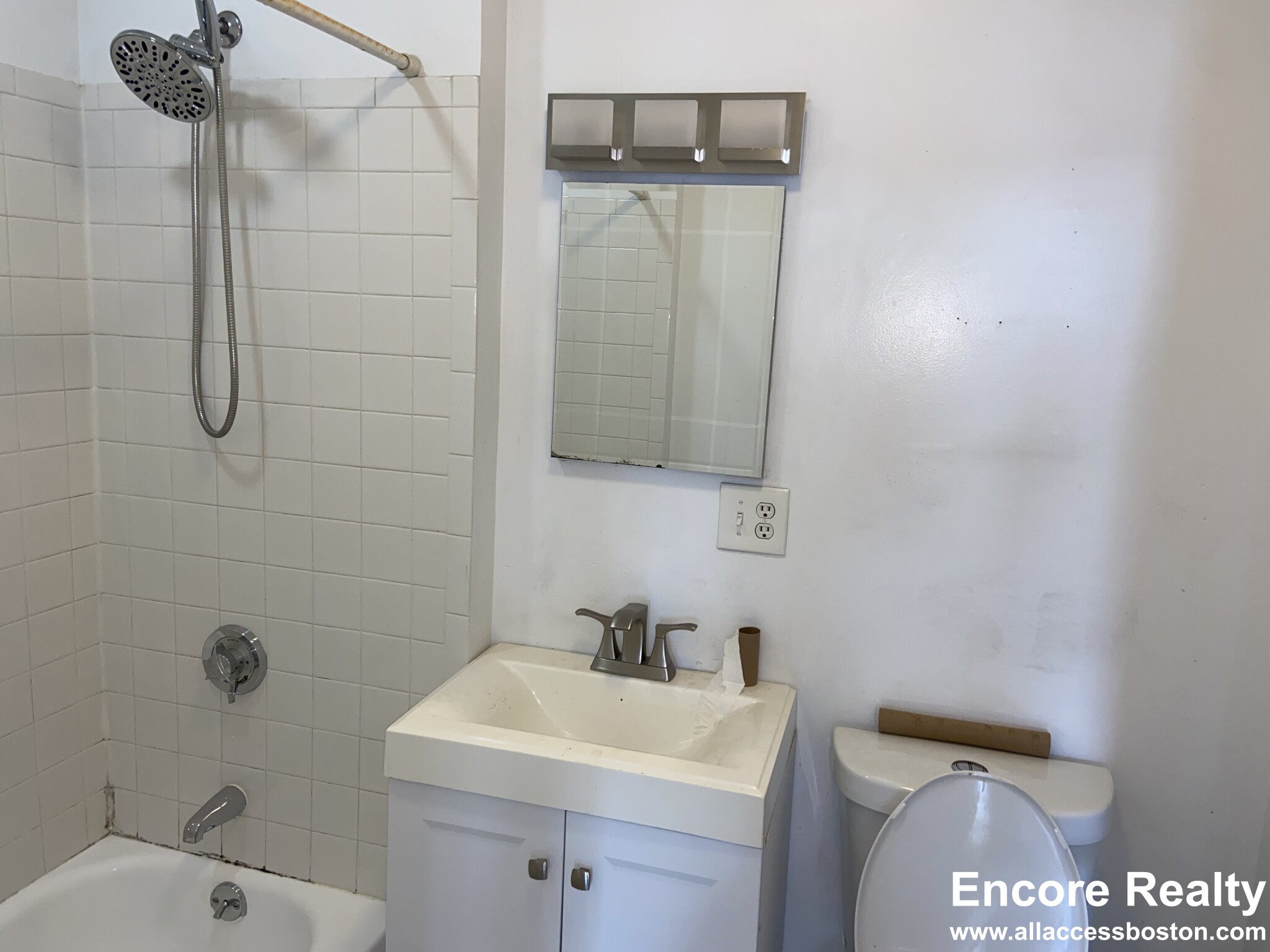 17 Bow St, Union Square