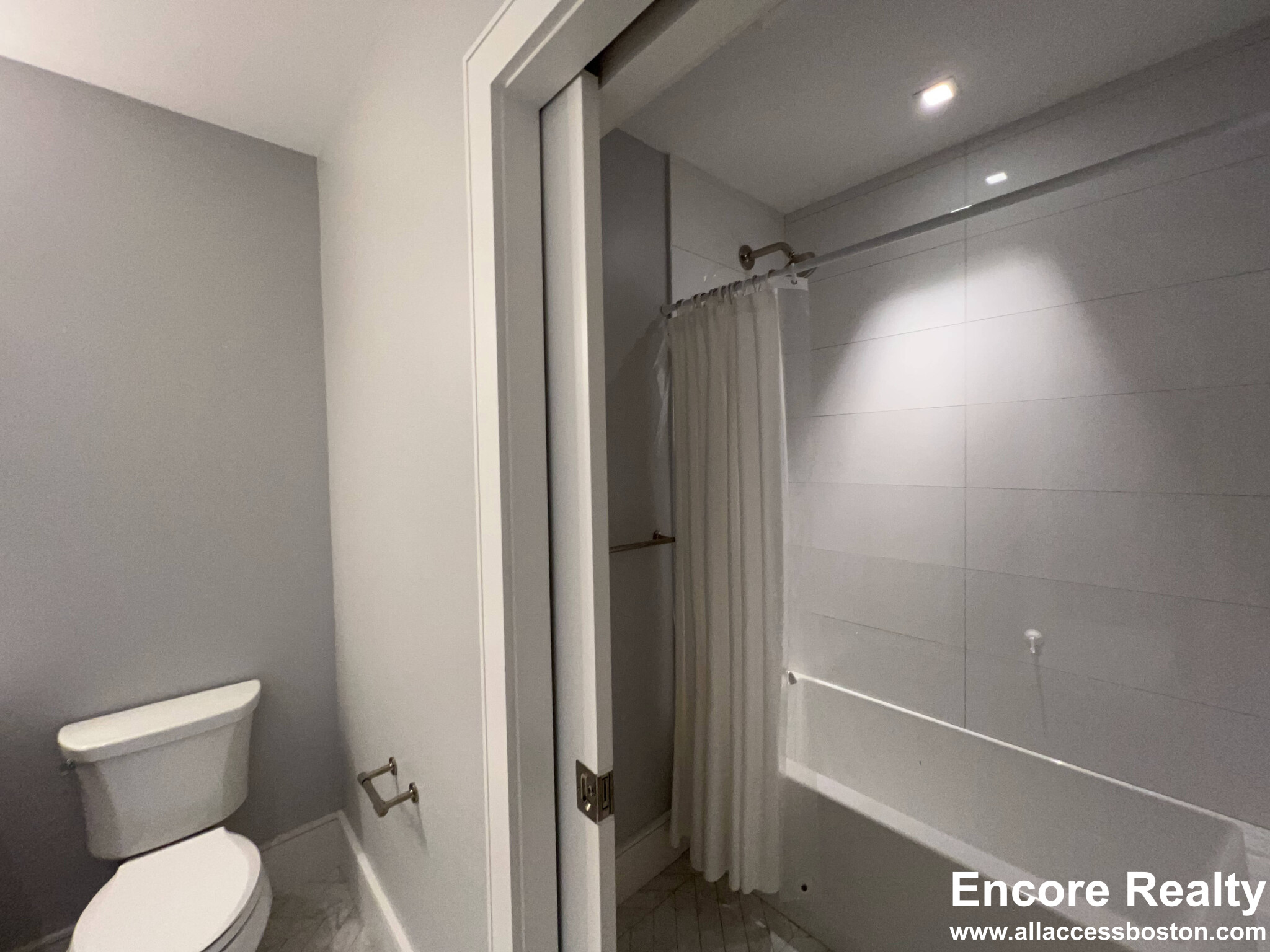 20 Marion St, Coolidge Corner