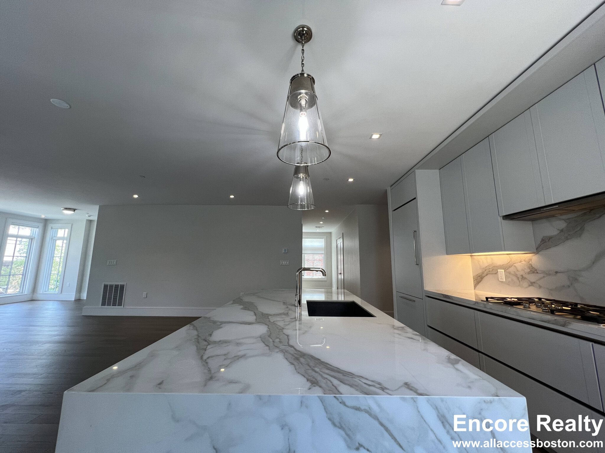 20 Marion St, Coolidge Corner