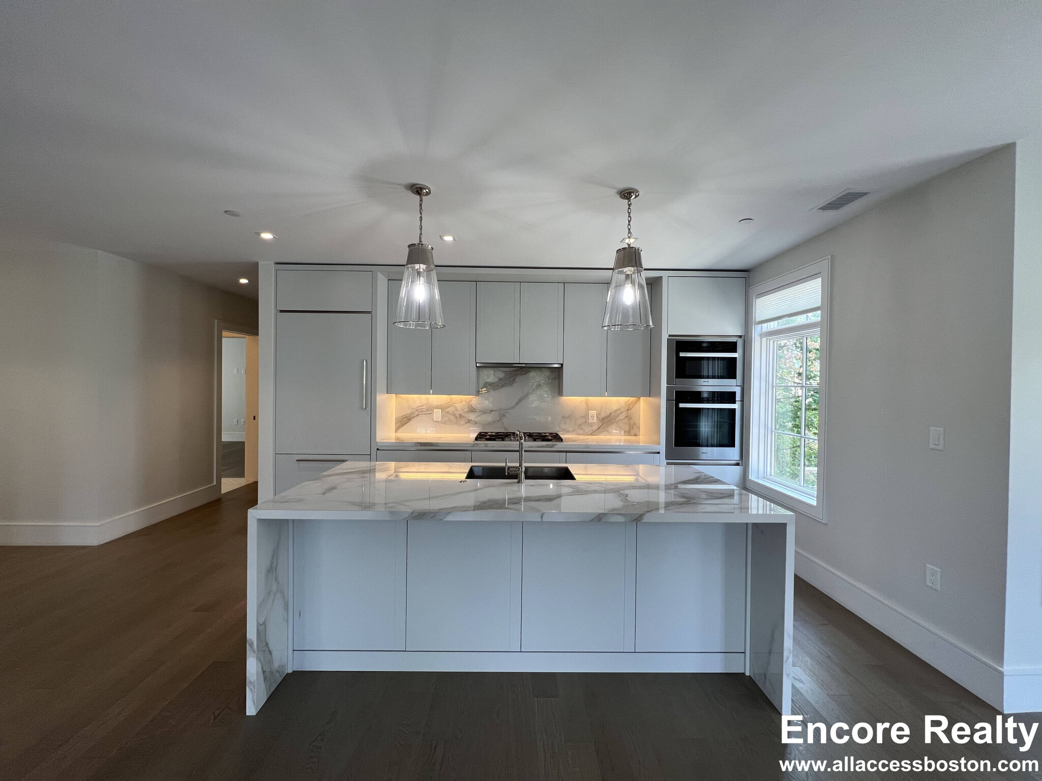 20 Marion St, Coolidge Corner