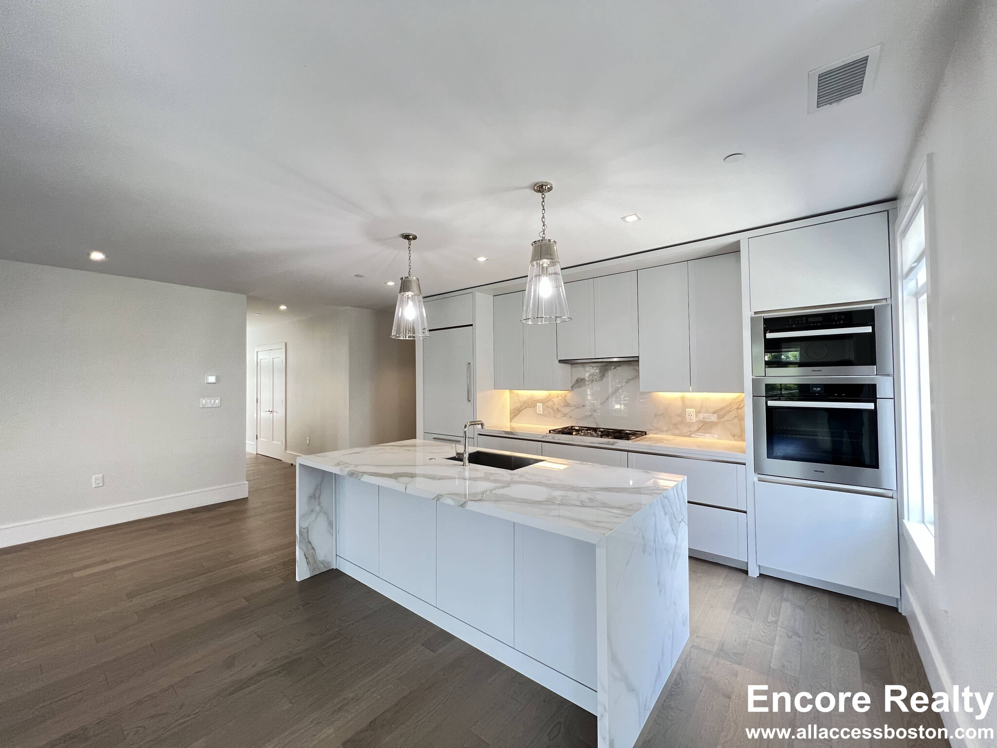 20 Marion St, Coolidge Corner