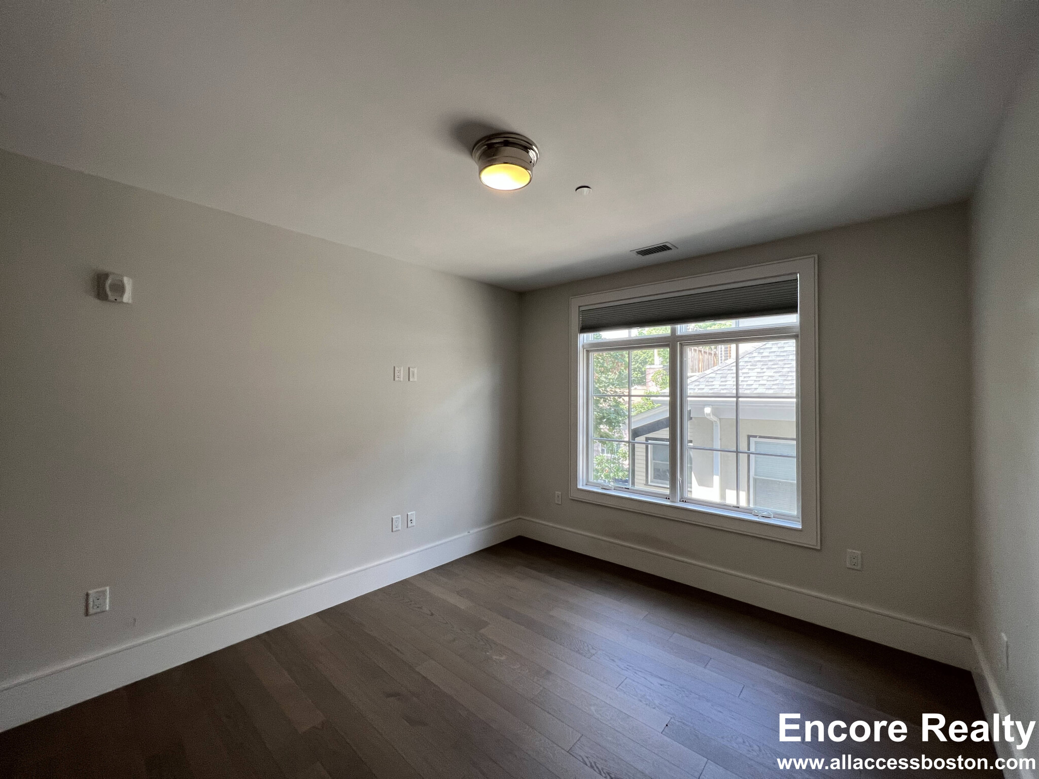 20 Marion St, Coolidge Corner