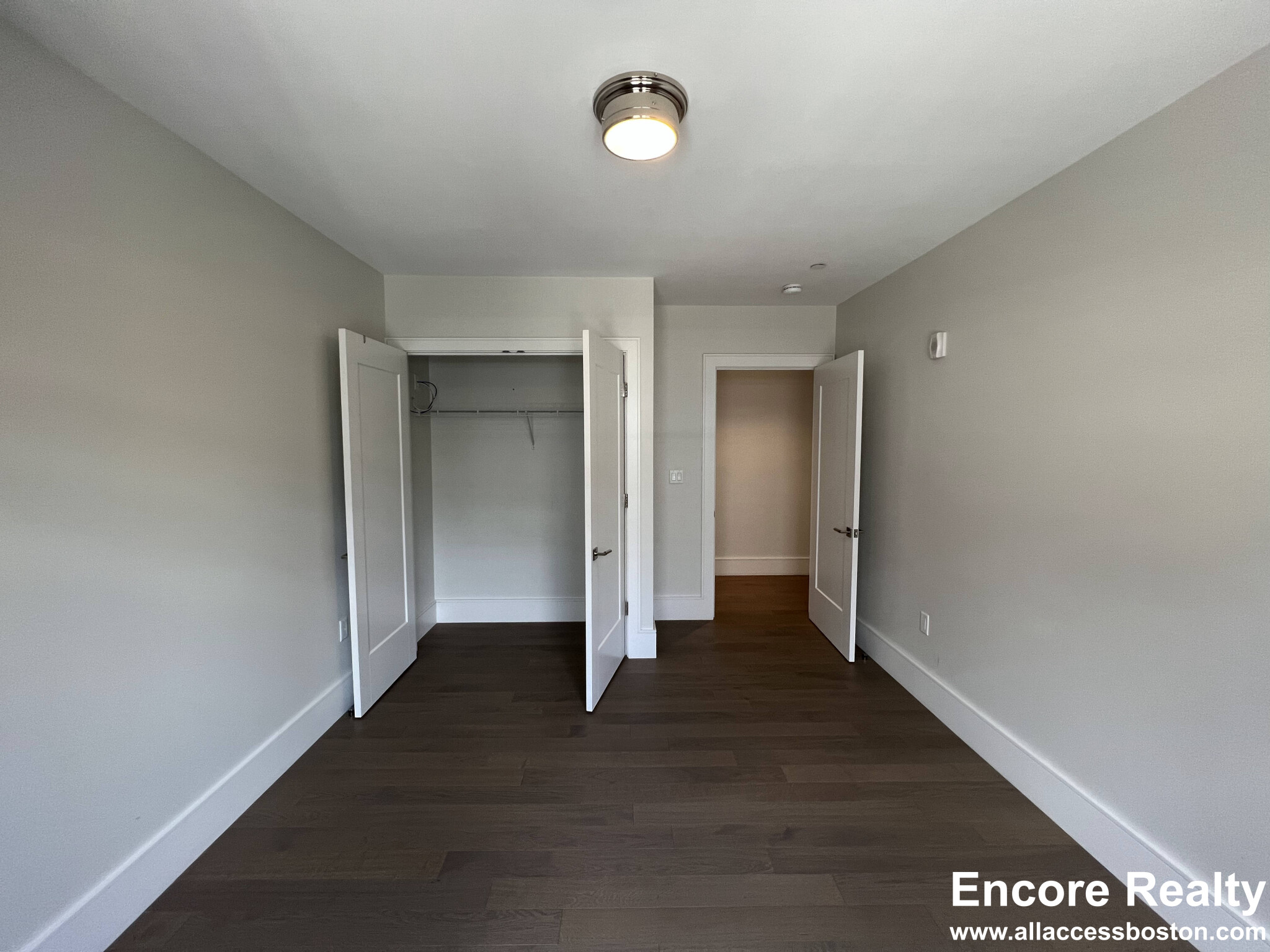 20 Marion St, Coolidge Corner