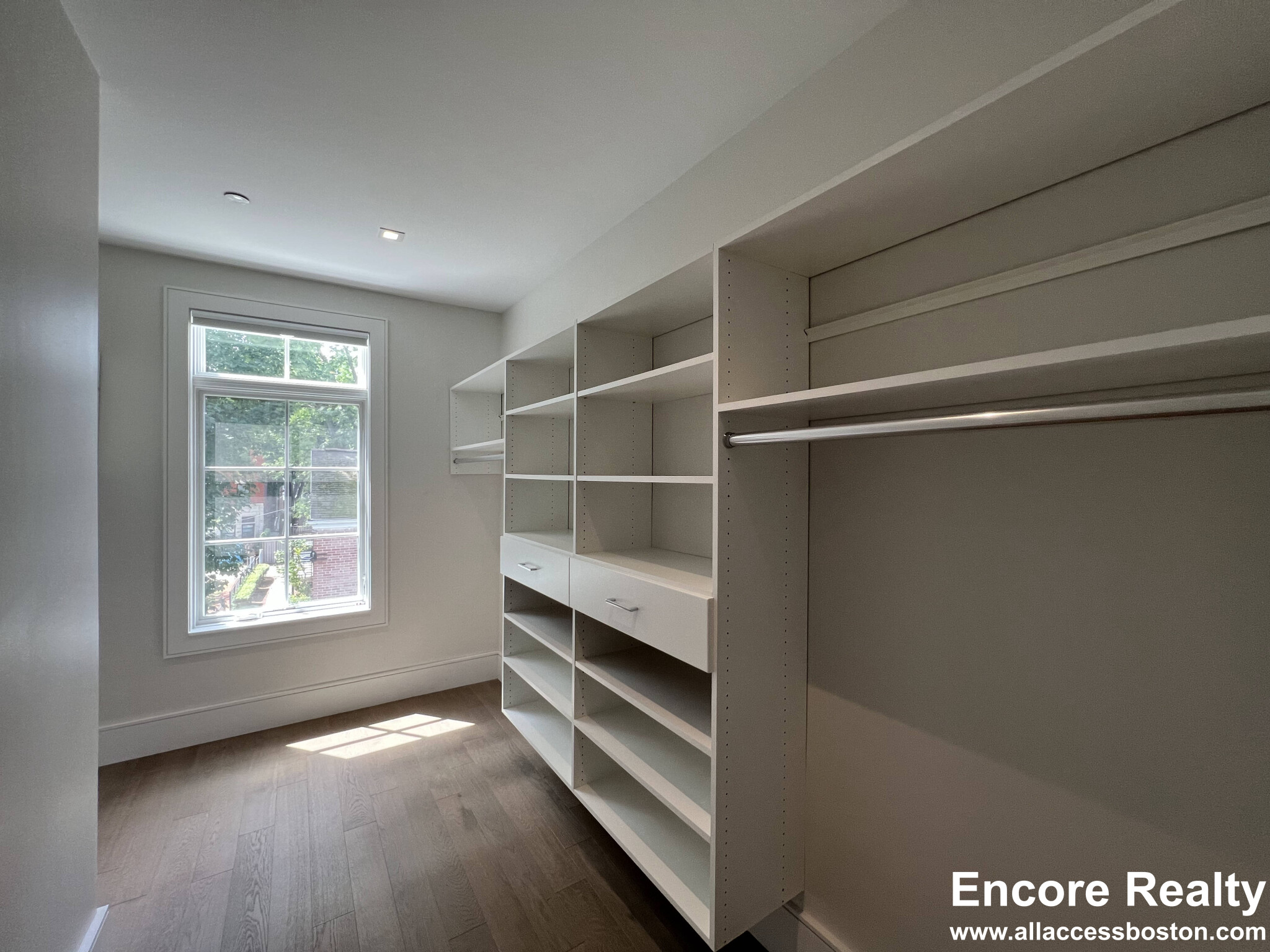 20 Marion St, Coolidge Corner