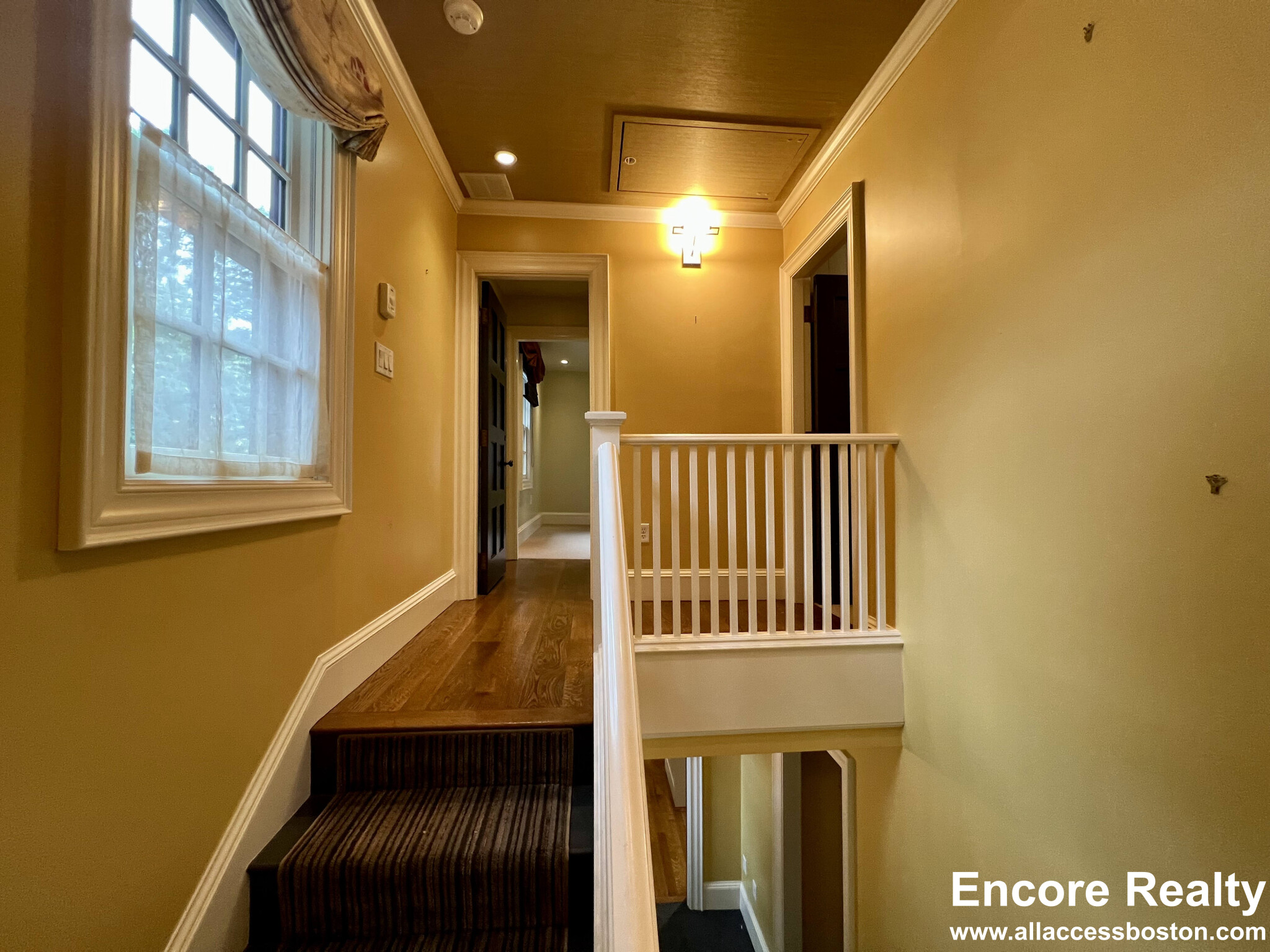 9 Foster Pl, West Cambridge