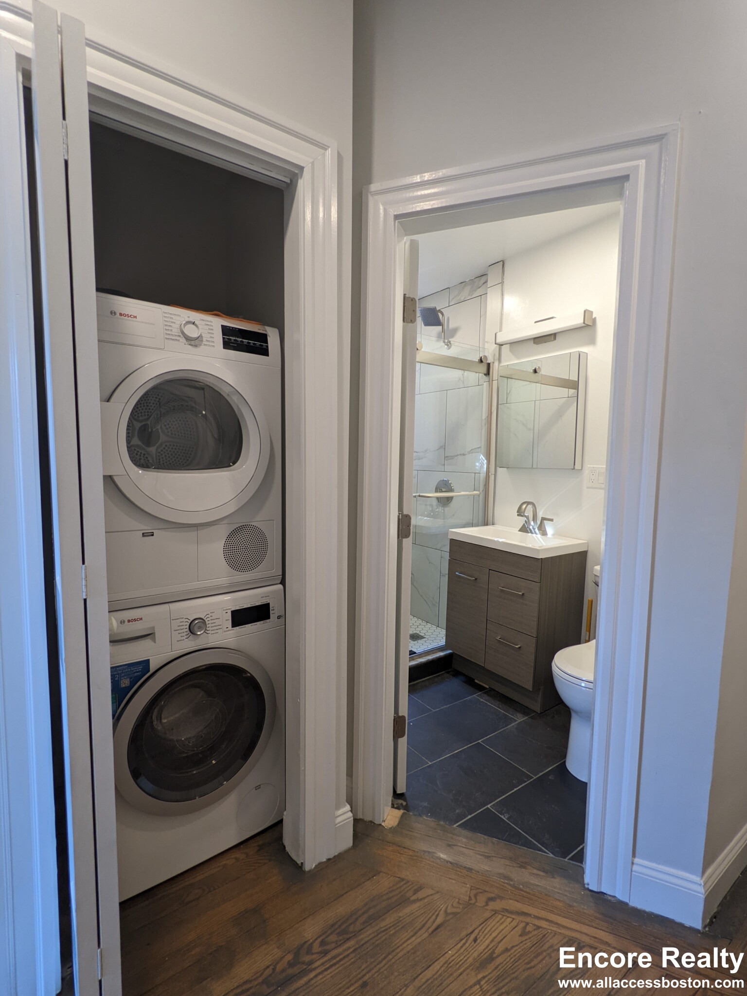 32 Queensberry St, Fenway