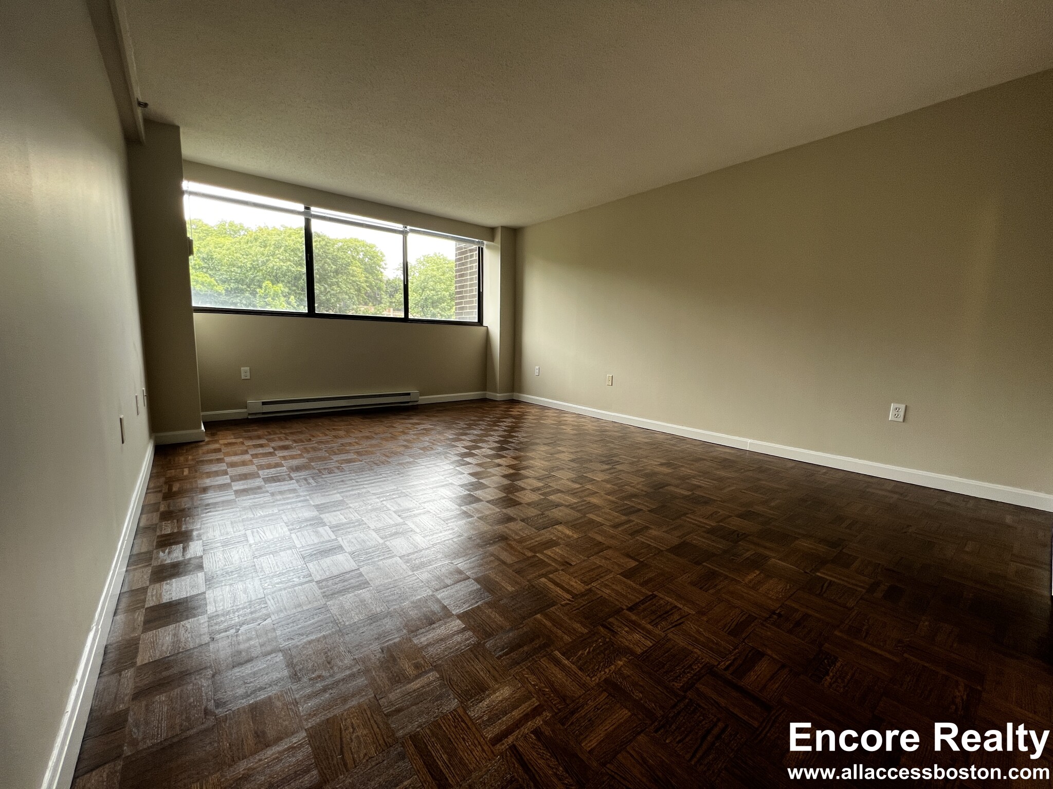 1501 Beacon St, Coolidge Corner