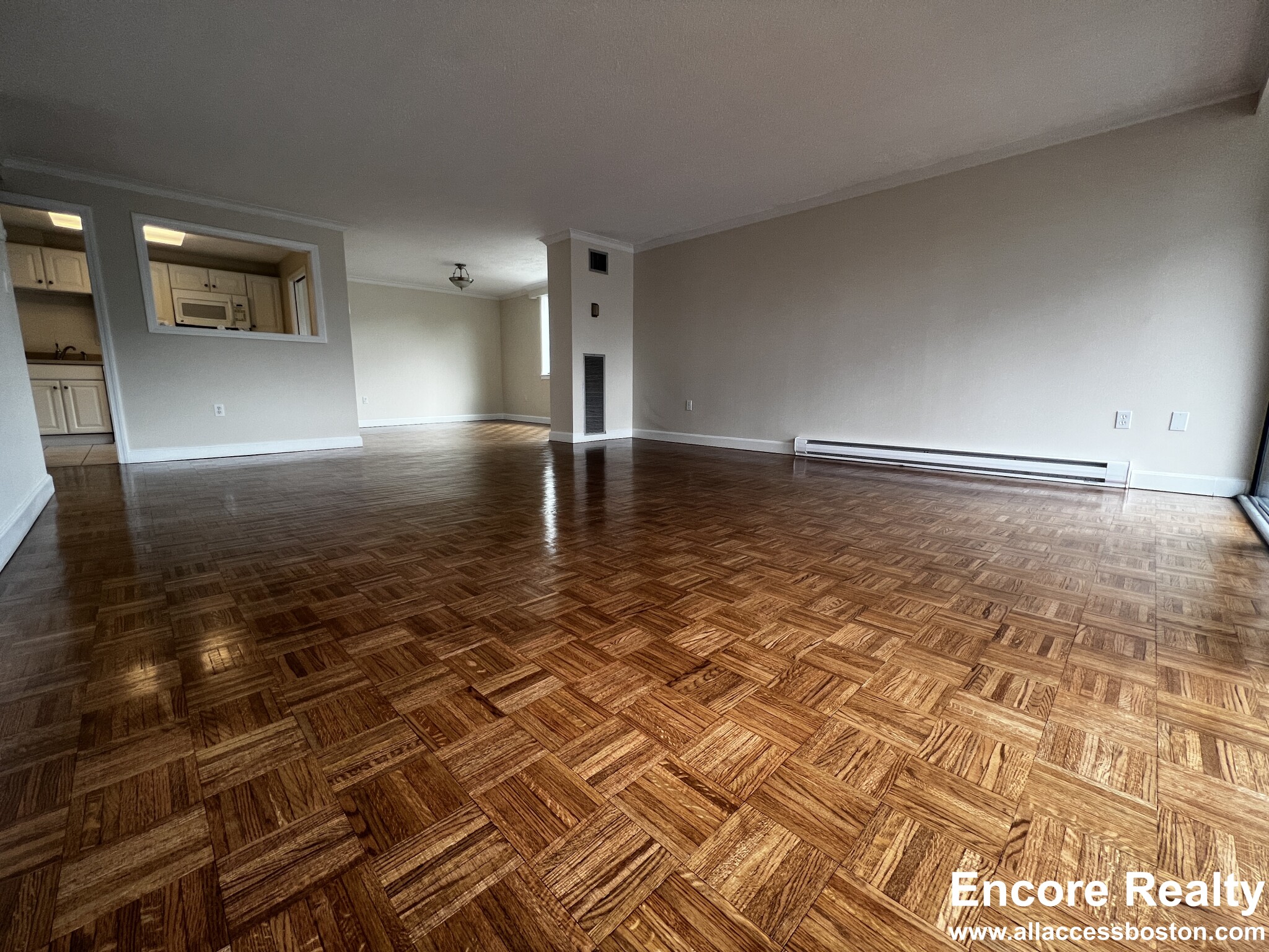 1511 Beacon St, Coolidge Corner