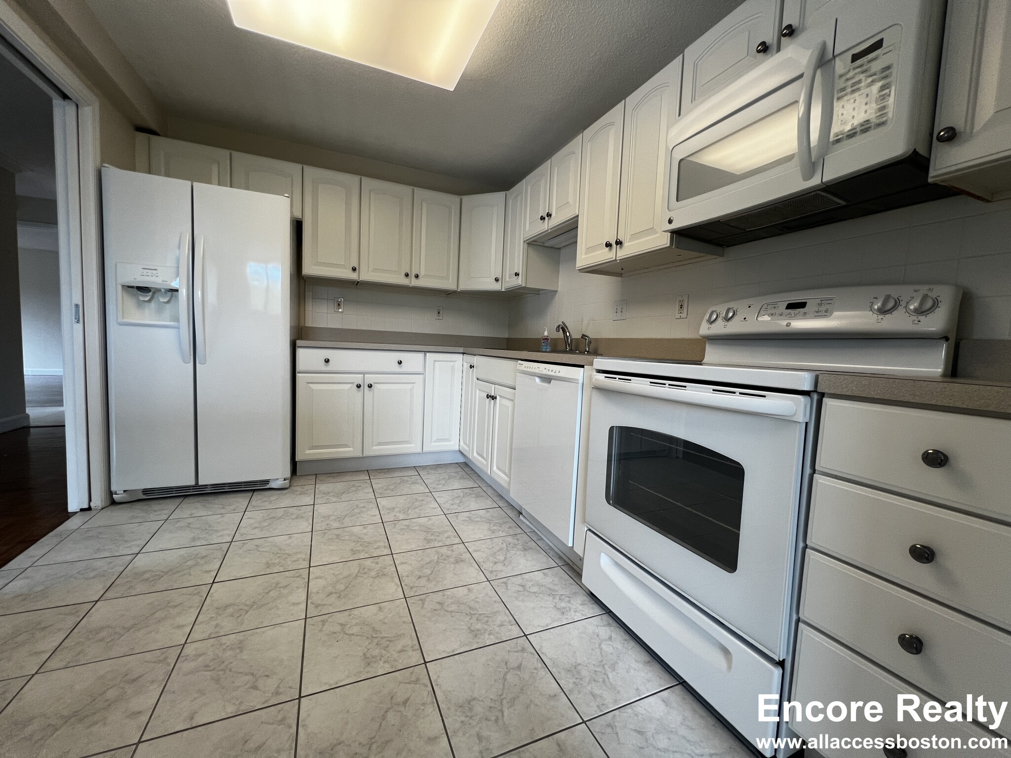 1511 Beacon St, Coolidge Corner