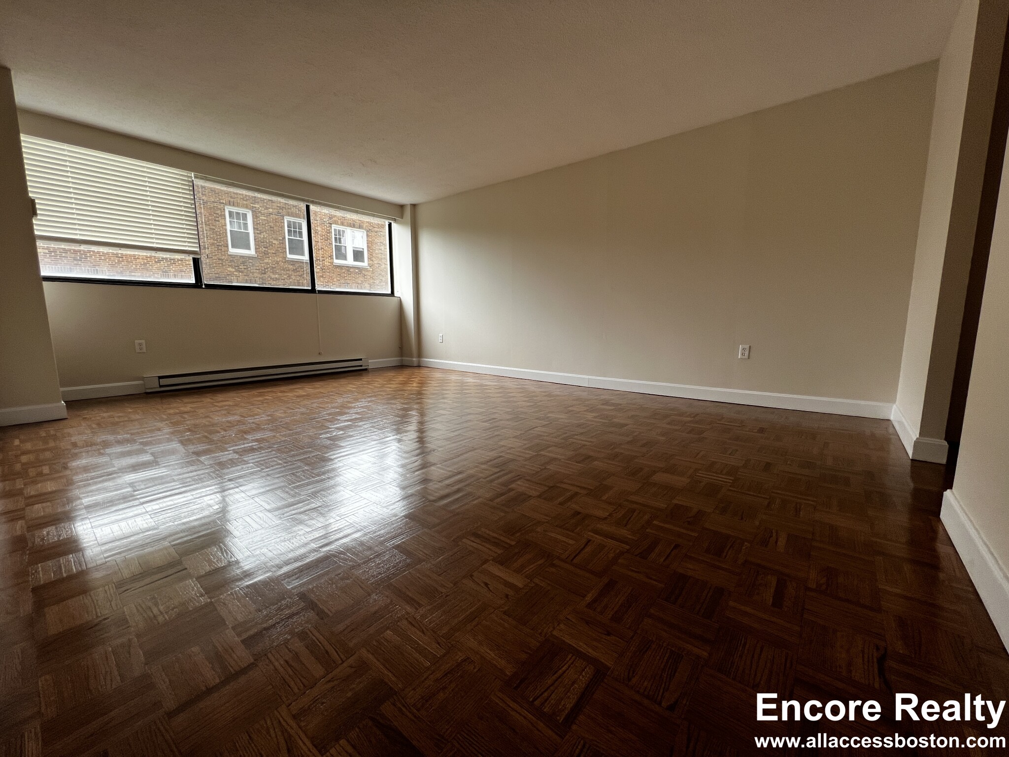 1511 Beacon St, Coolidge Corner