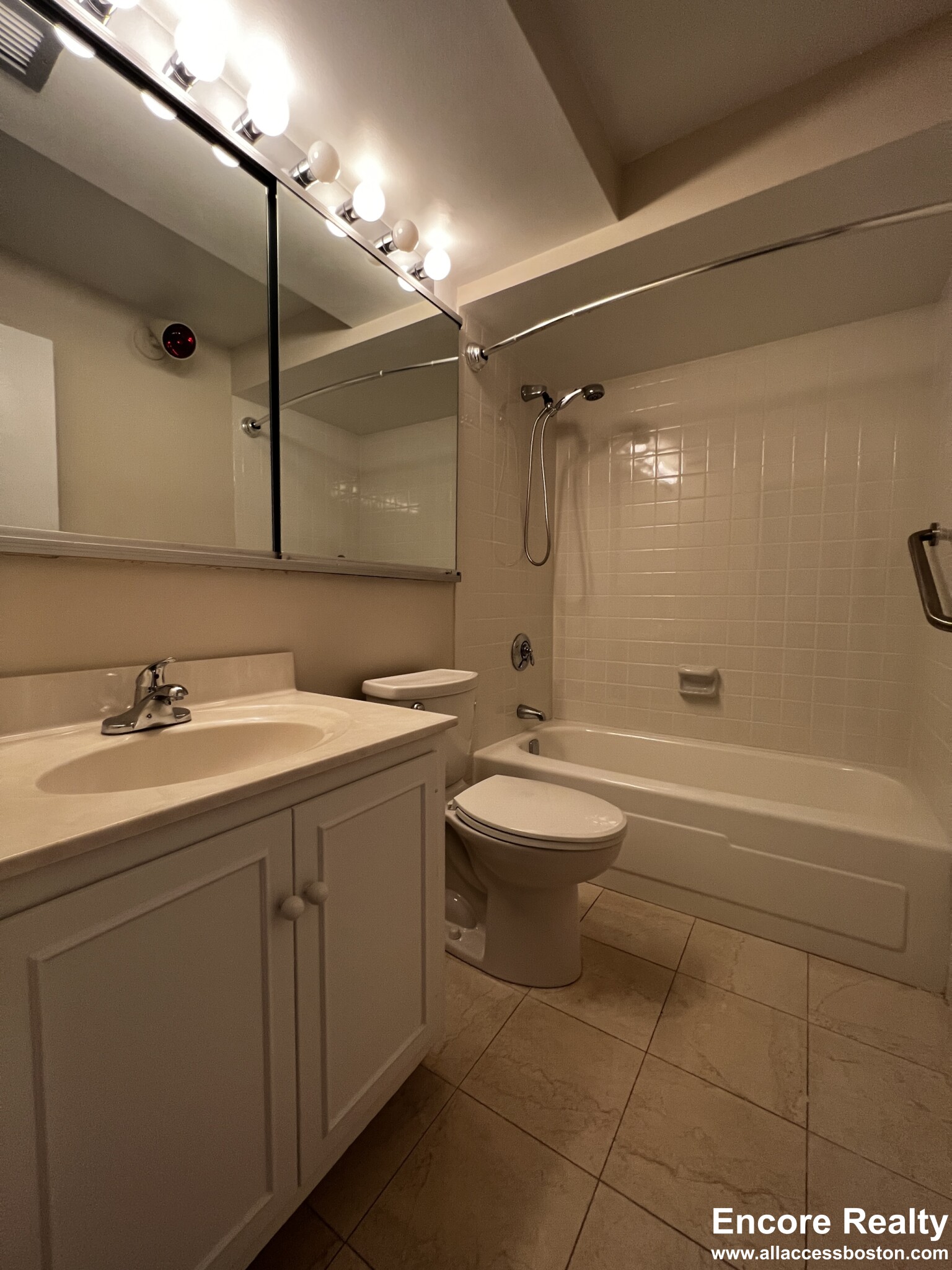 1511 Beacon St, Coolidge Corner