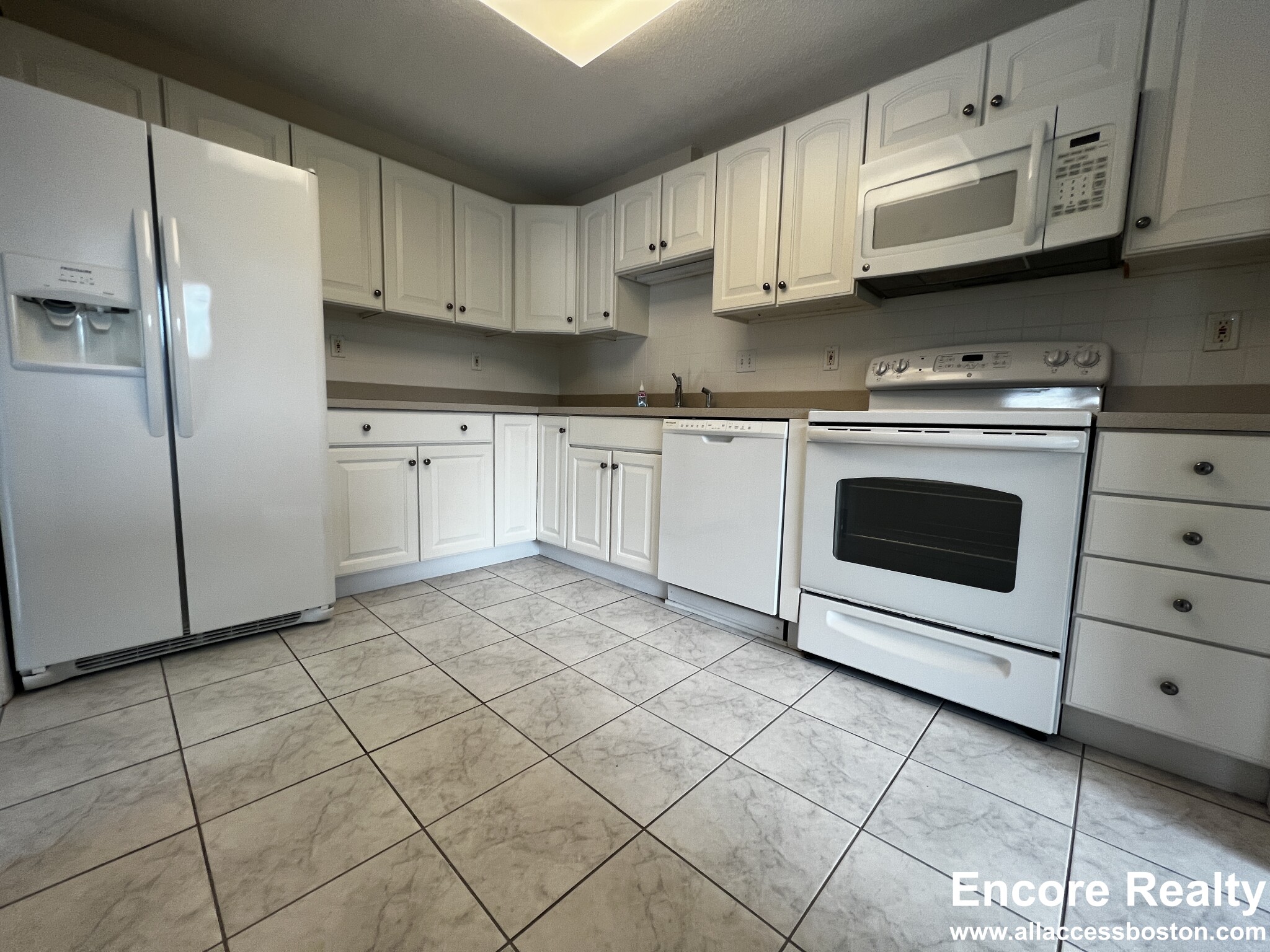 1511 Beacon St, Coolidge Corner