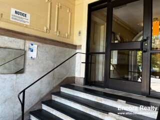 1175 Boylston St, Fenway