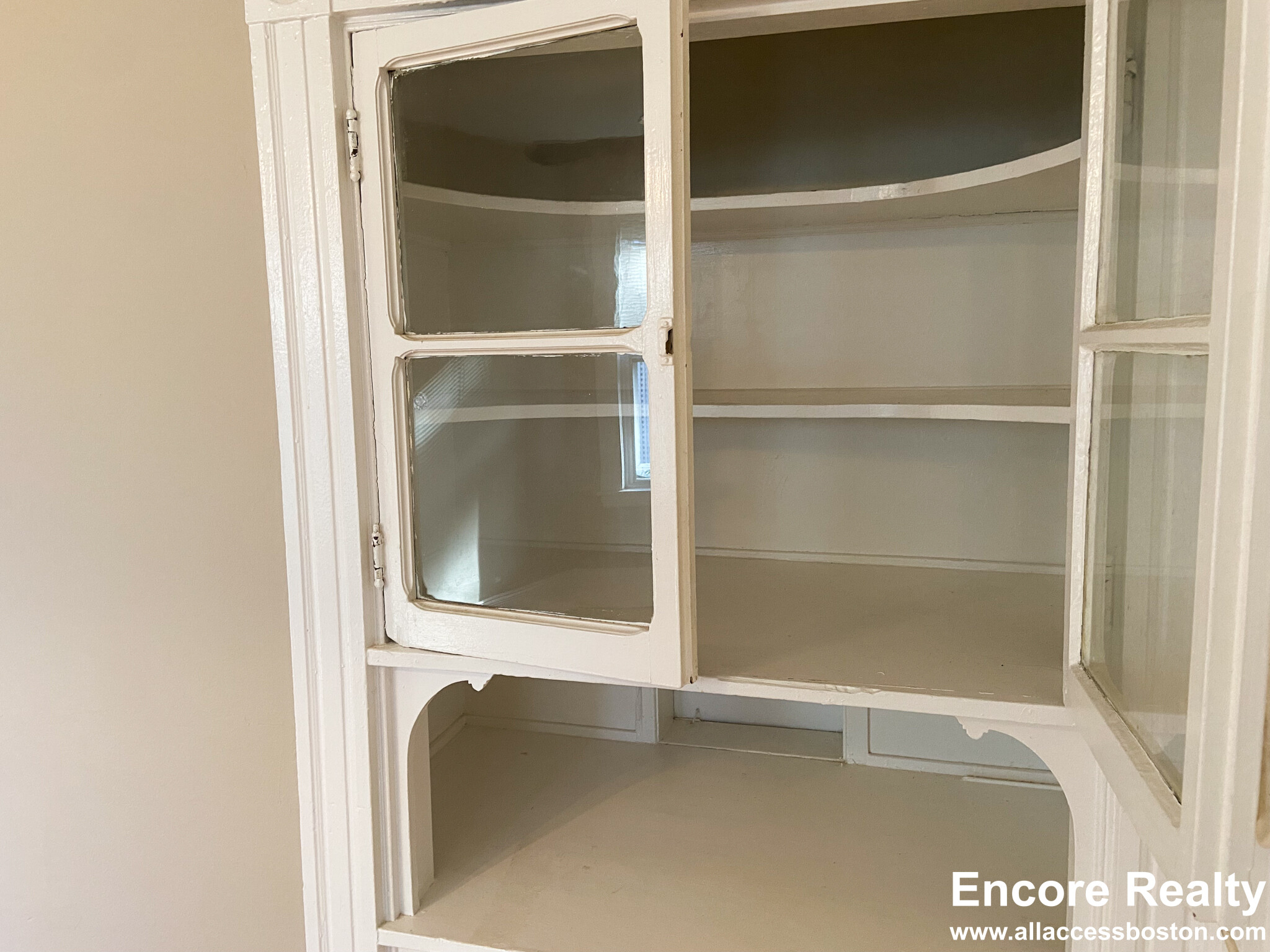 1 Parker Hill Ter, Mission Hill