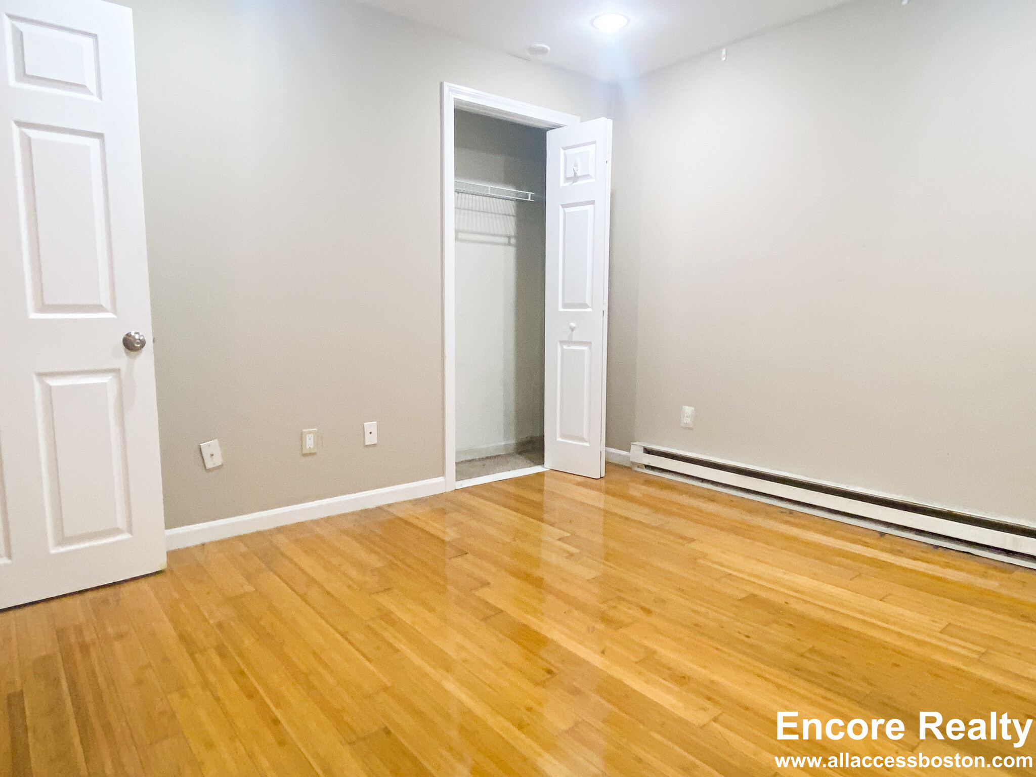 1 Parker Hill Ter, Mission Hill