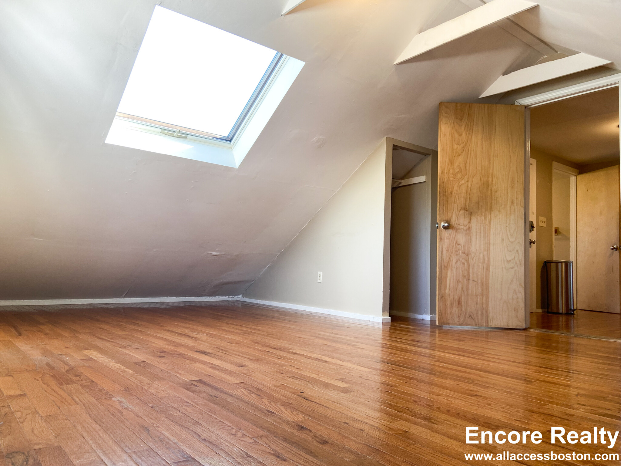 6  8 Sunset St, Mission Hill