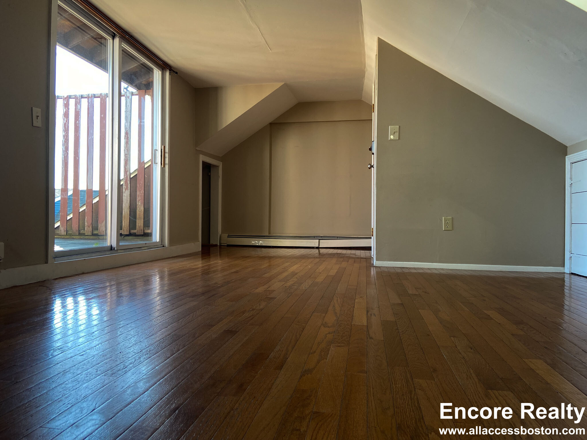 6  8 Sunset St, Mission Hill