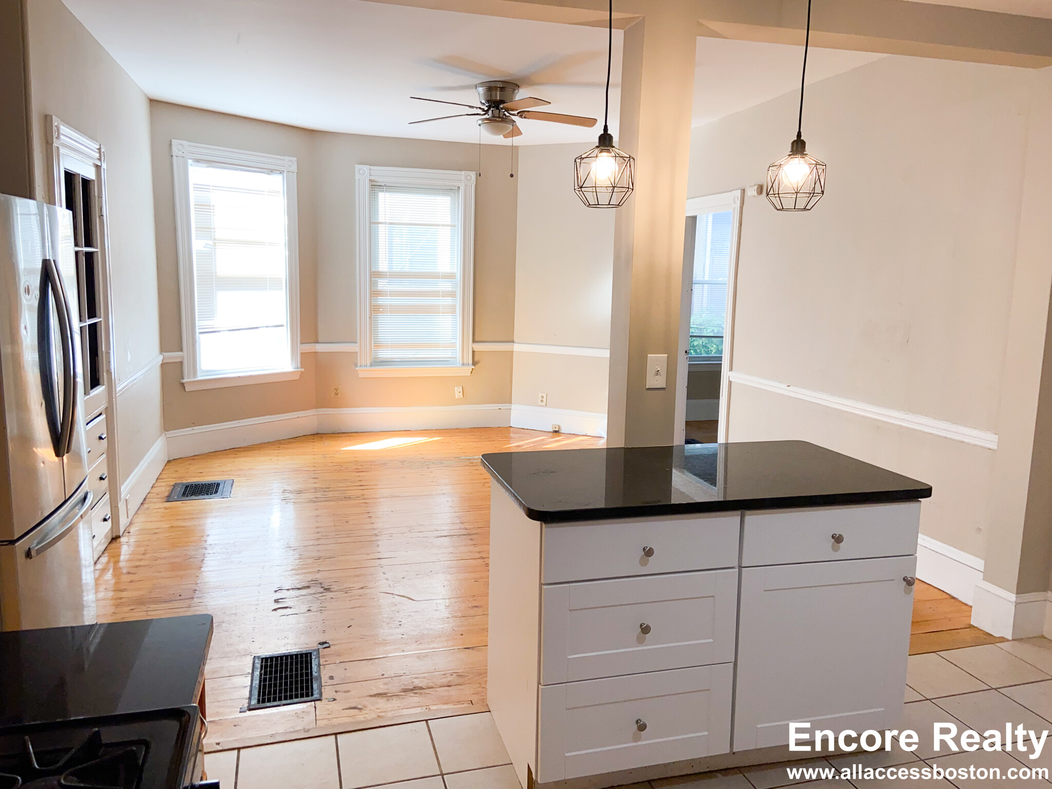 13 Sachem St, Mission Hill