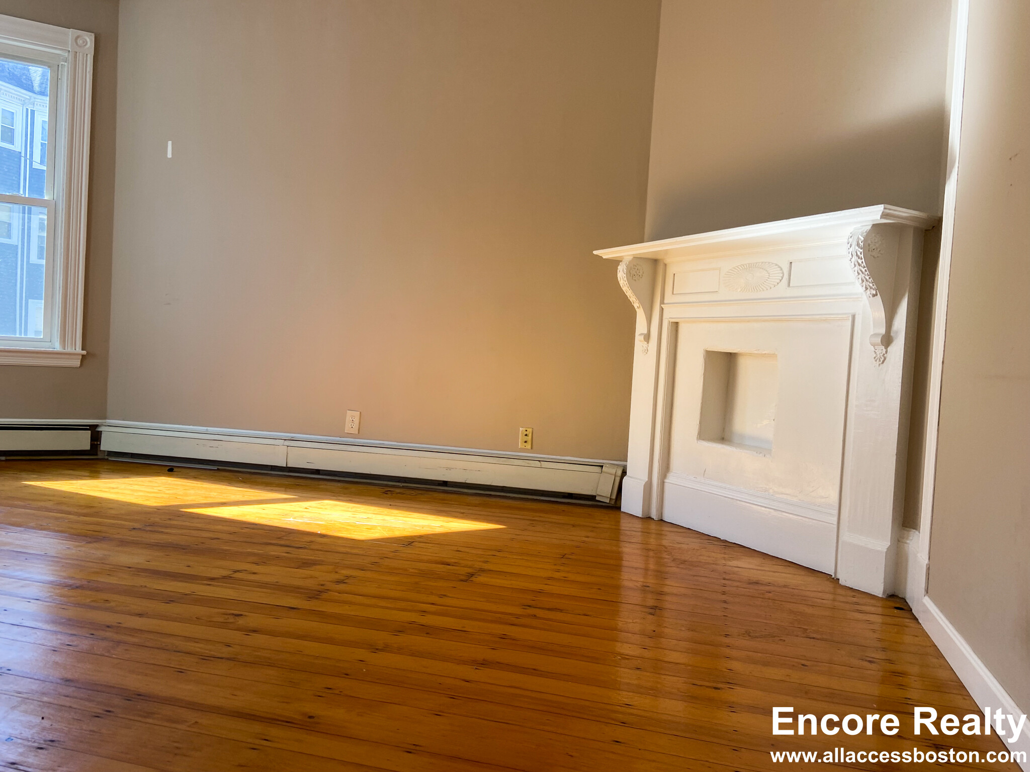 13 Sachem St, Mission Hill