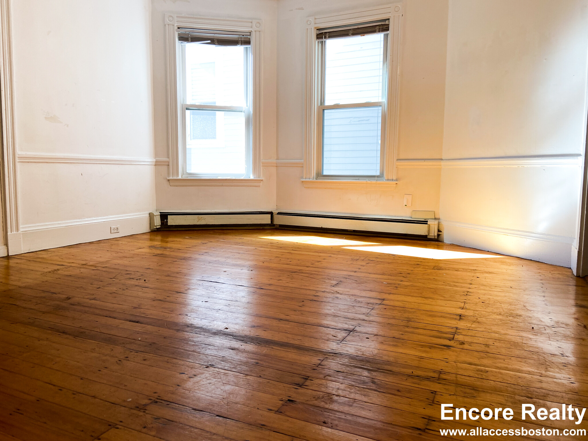 13 Sachem St, Mission Hill