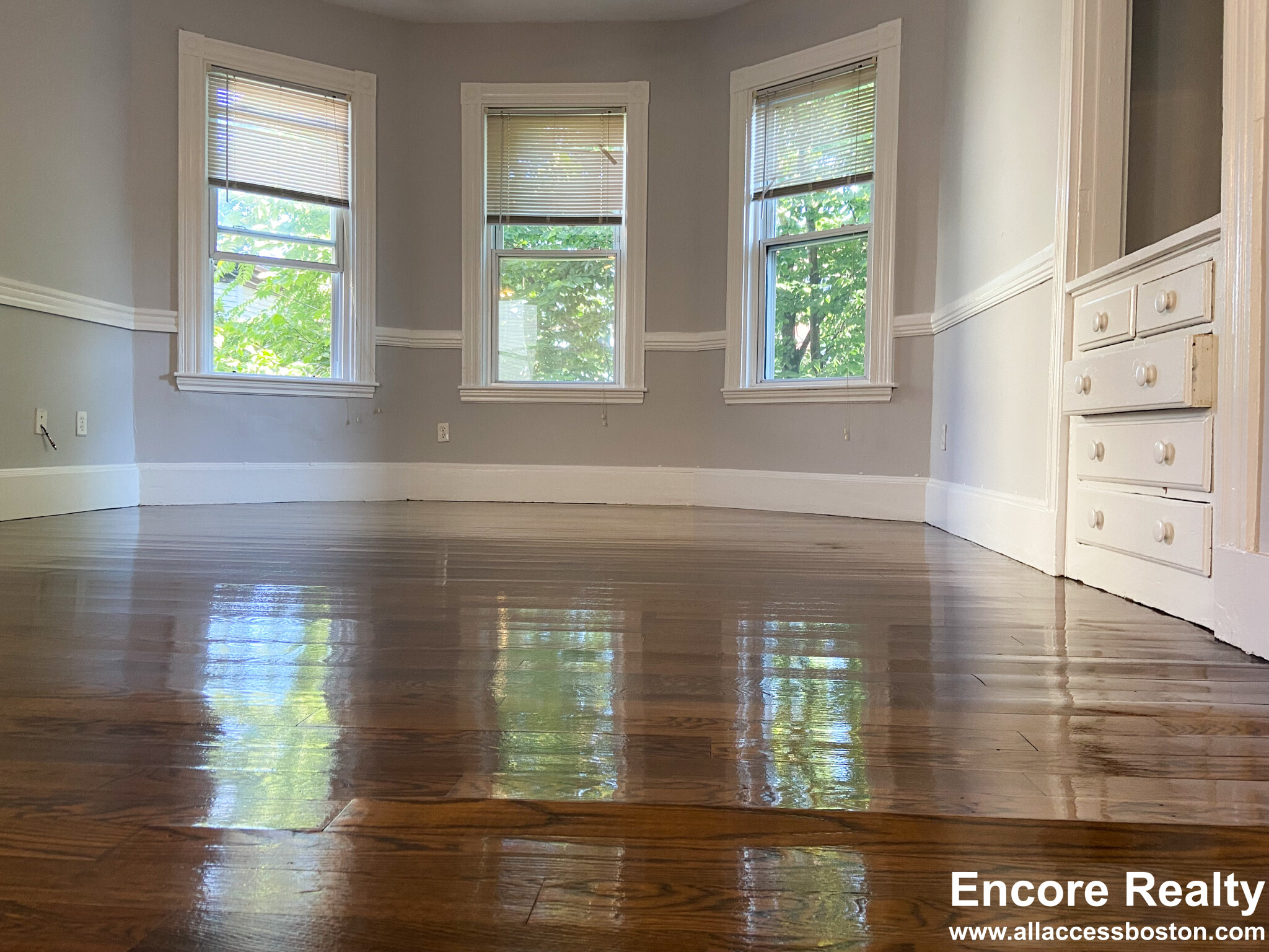 18 Parker Hill Ave, Mission Hill